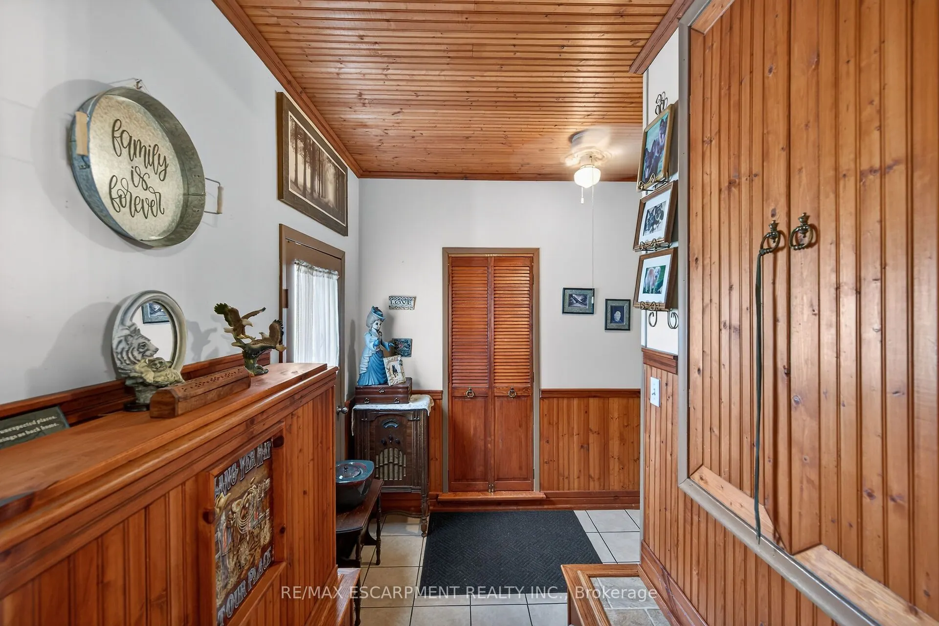 1057 Concession 4 Road