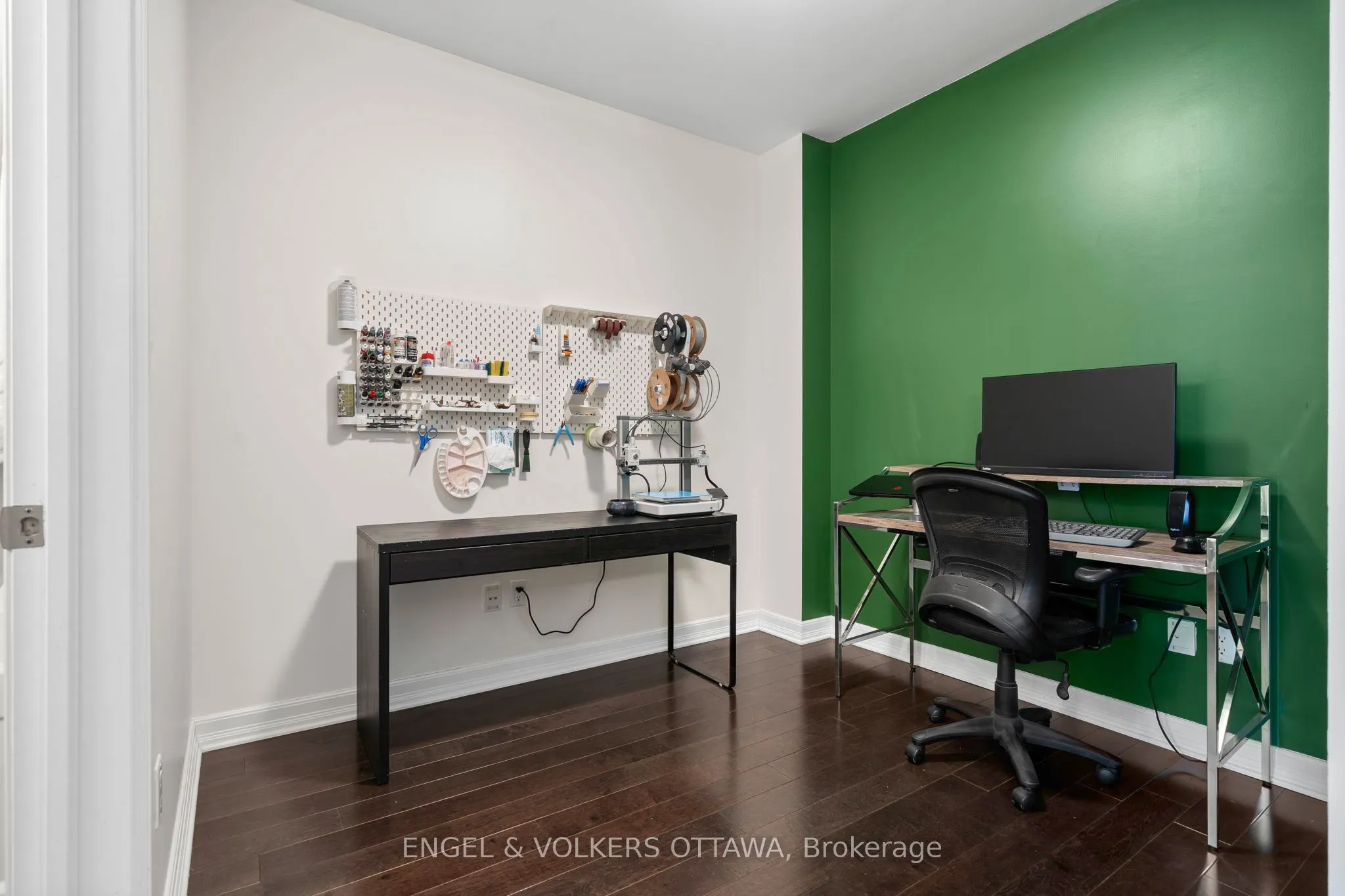 238 Besserer Street #811