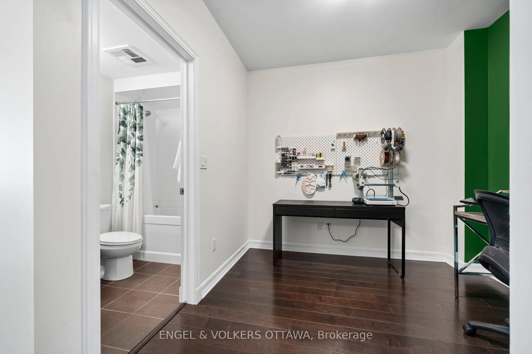 238 Besserer Street #811