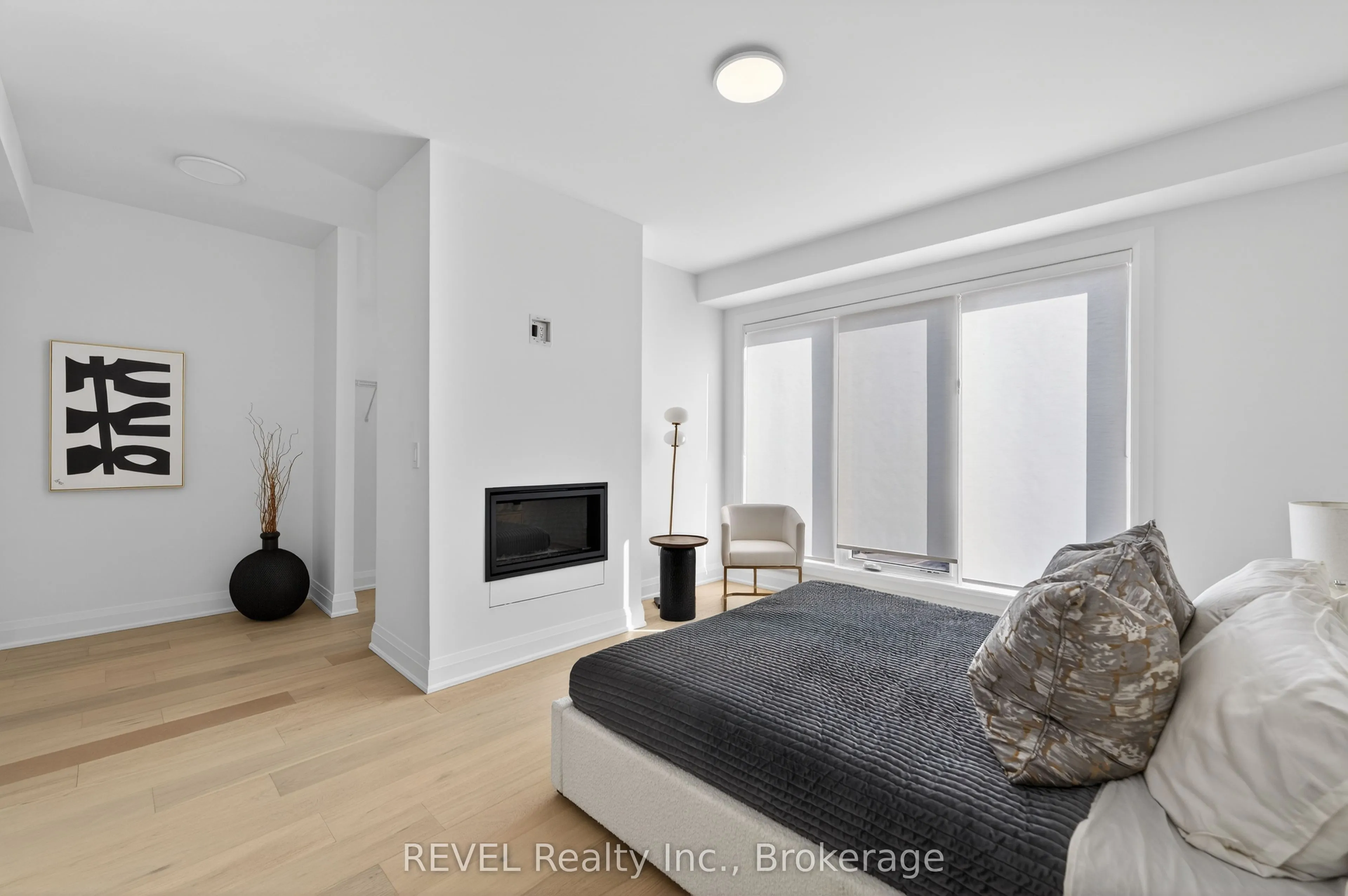 1397 York Road #10