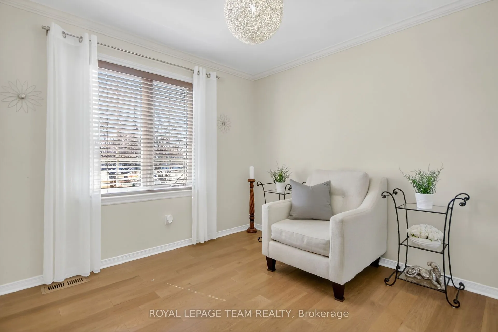 124 Macassa Circle