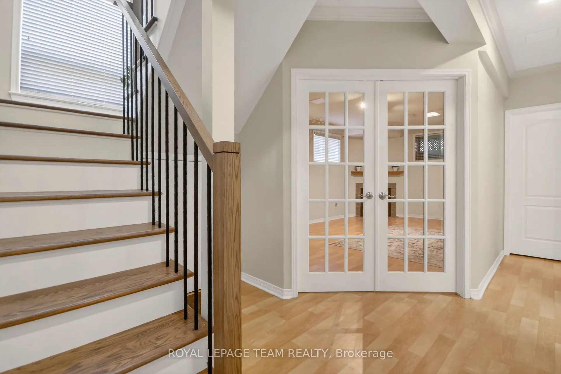 124 Macassa Circle
