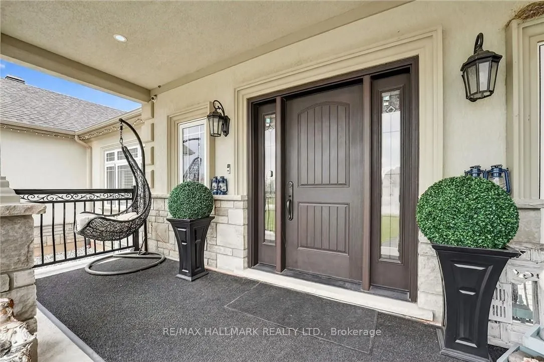 5499 Attema Crescent