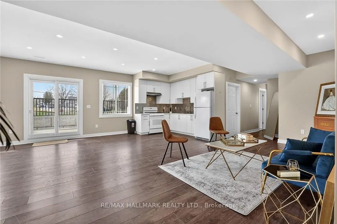 5499 Attema Crescent