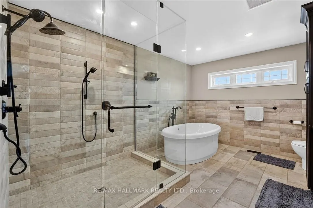 5499 Attema Crescent