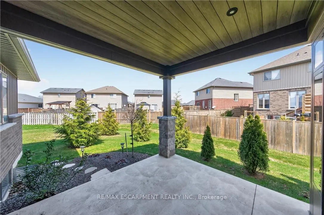24 Craddock Boulevard #23