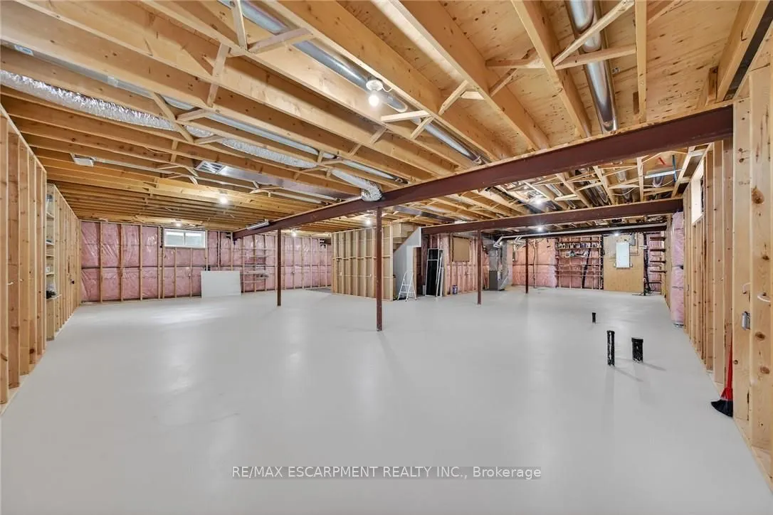 24 Craddock Boulevard #23