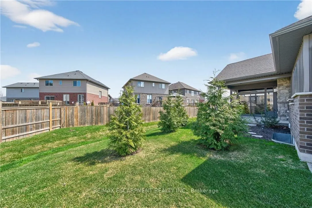 24 Craddock Boulevard #23