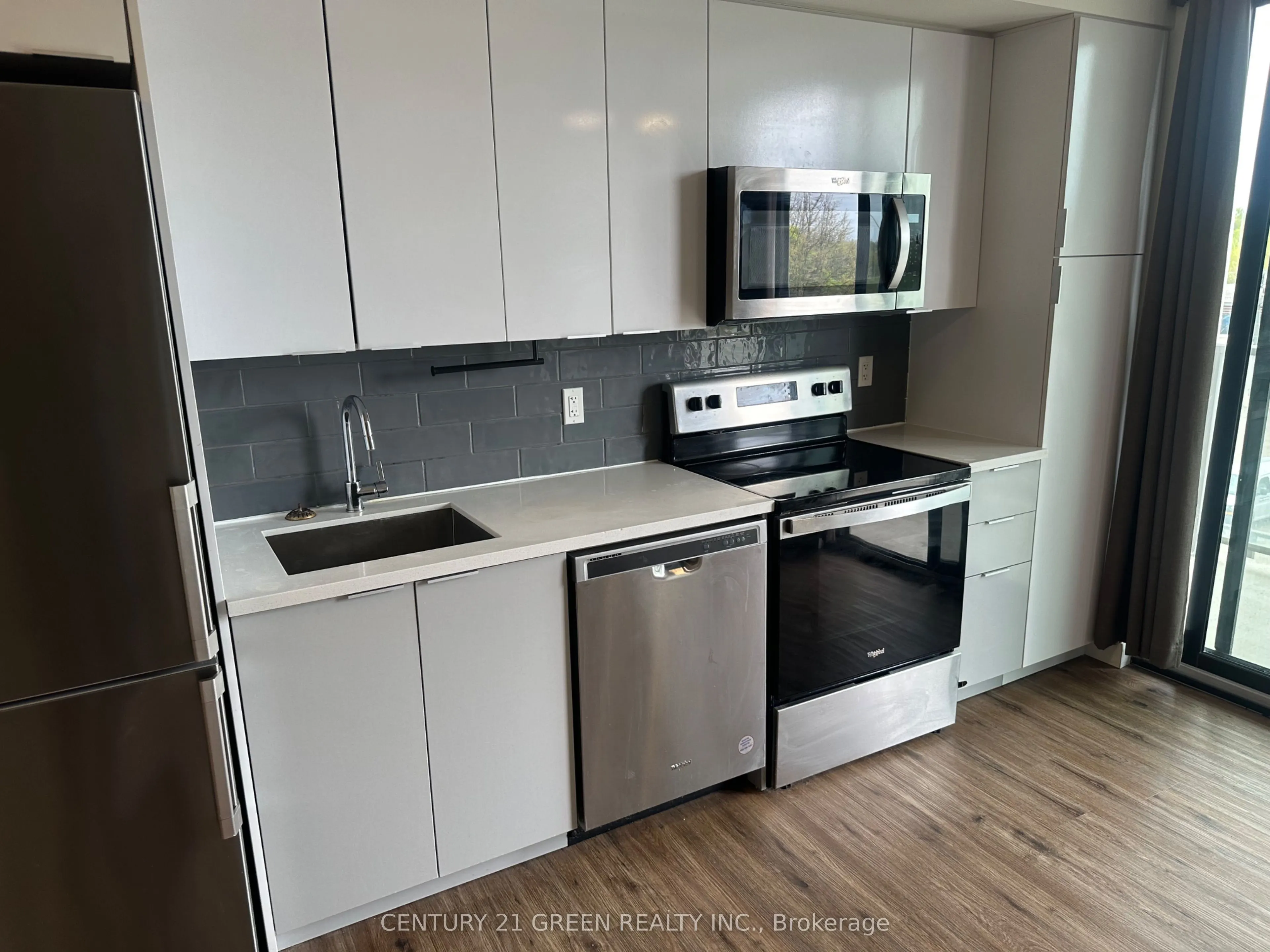 7 Erie Avenue #309