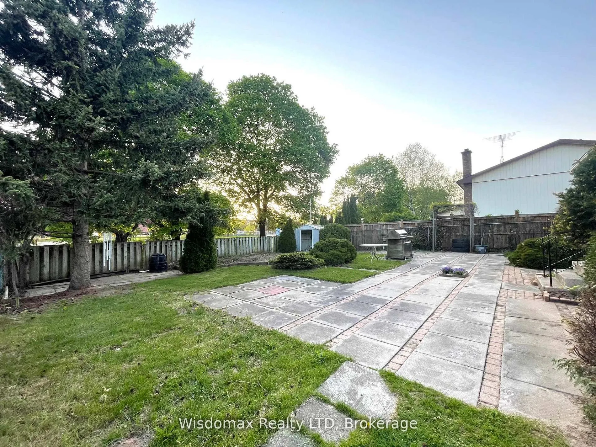 7 GREENMEADOW Court