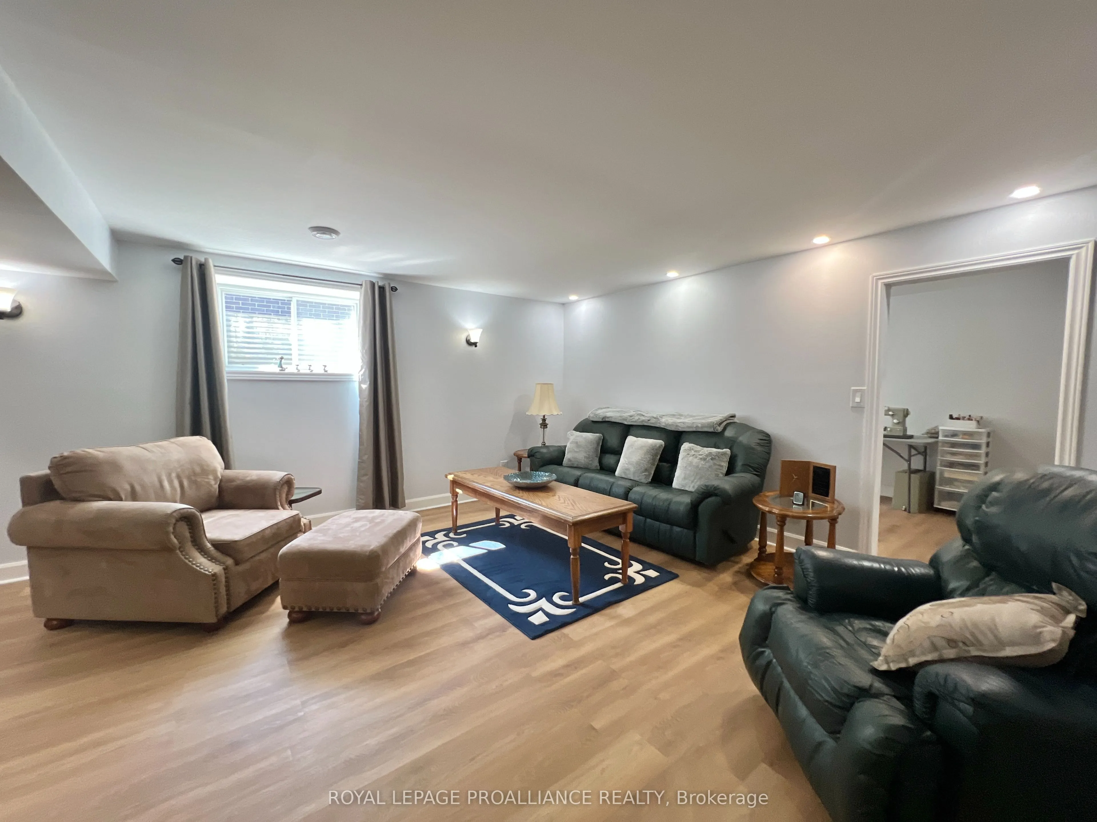 38 Mercedes Drive