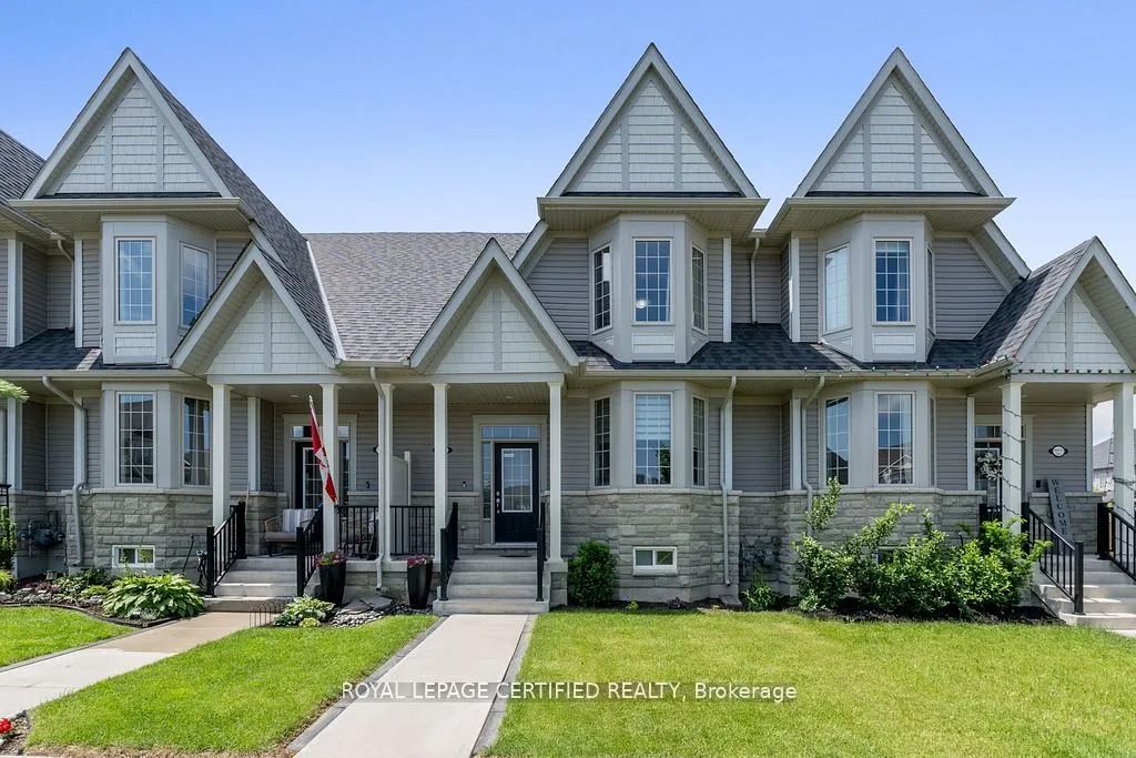 25 Elliot Street E #2