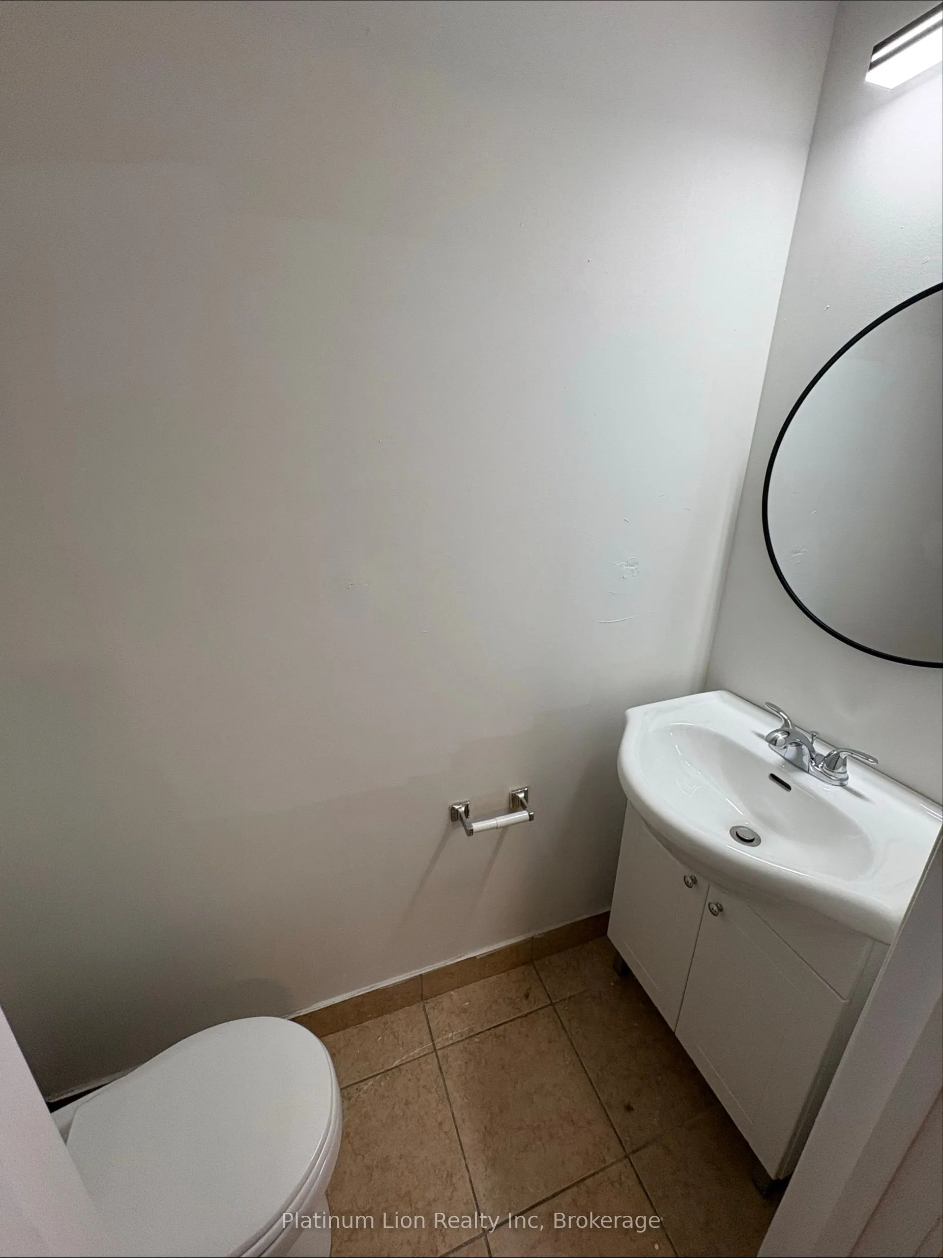 803 King Street #8