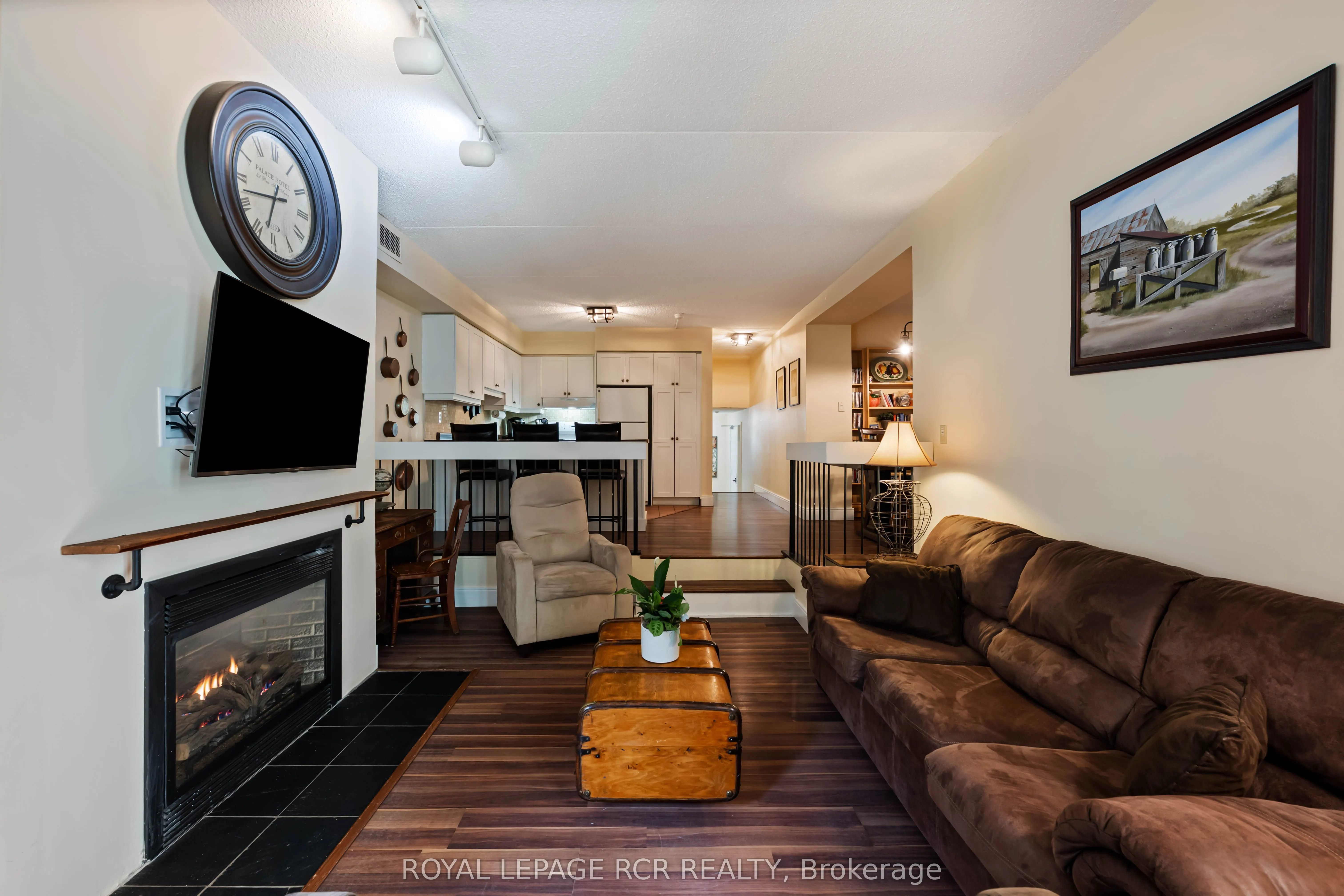 796404 Grey Road 19 #109