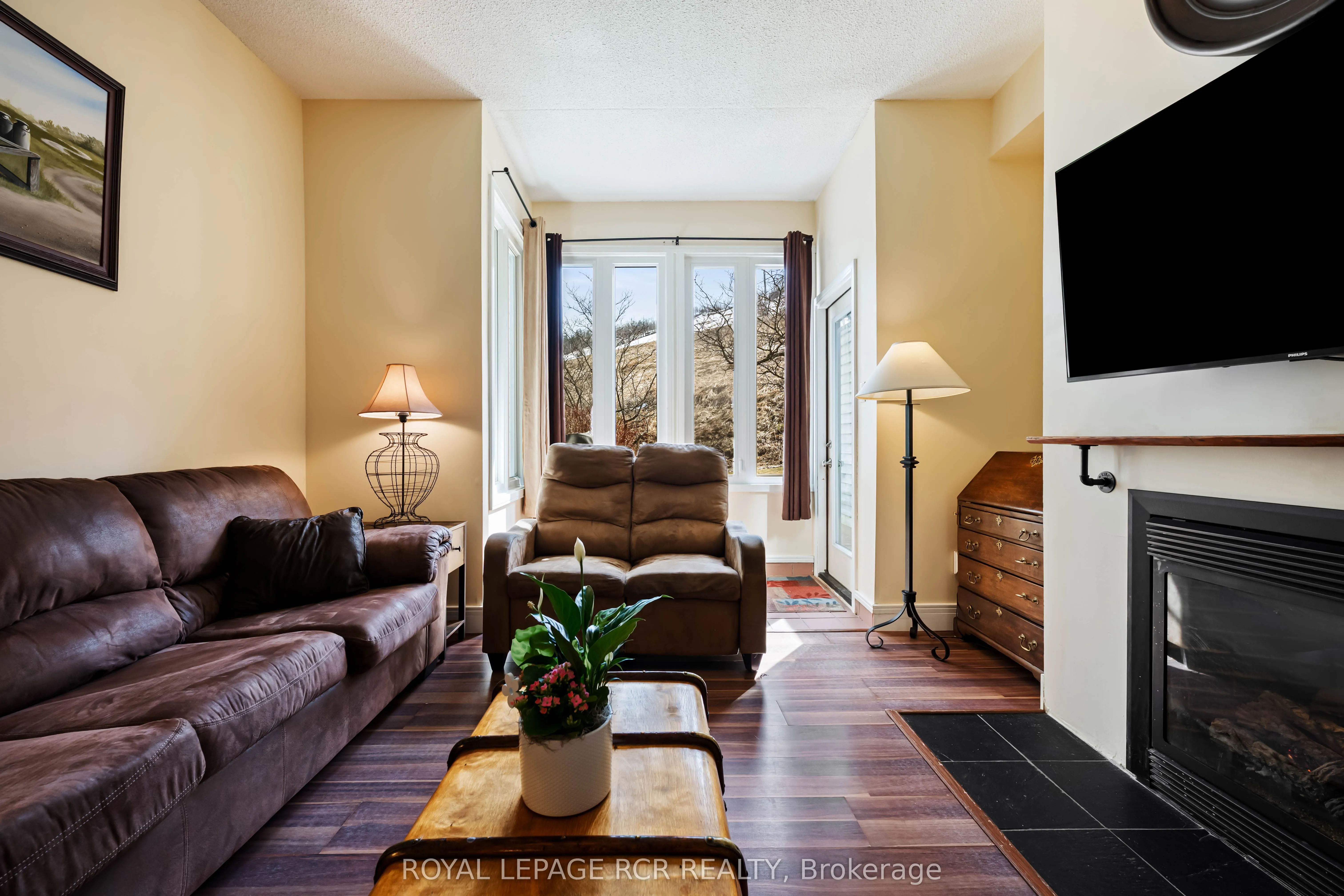 796404 Grey Road 19 #109