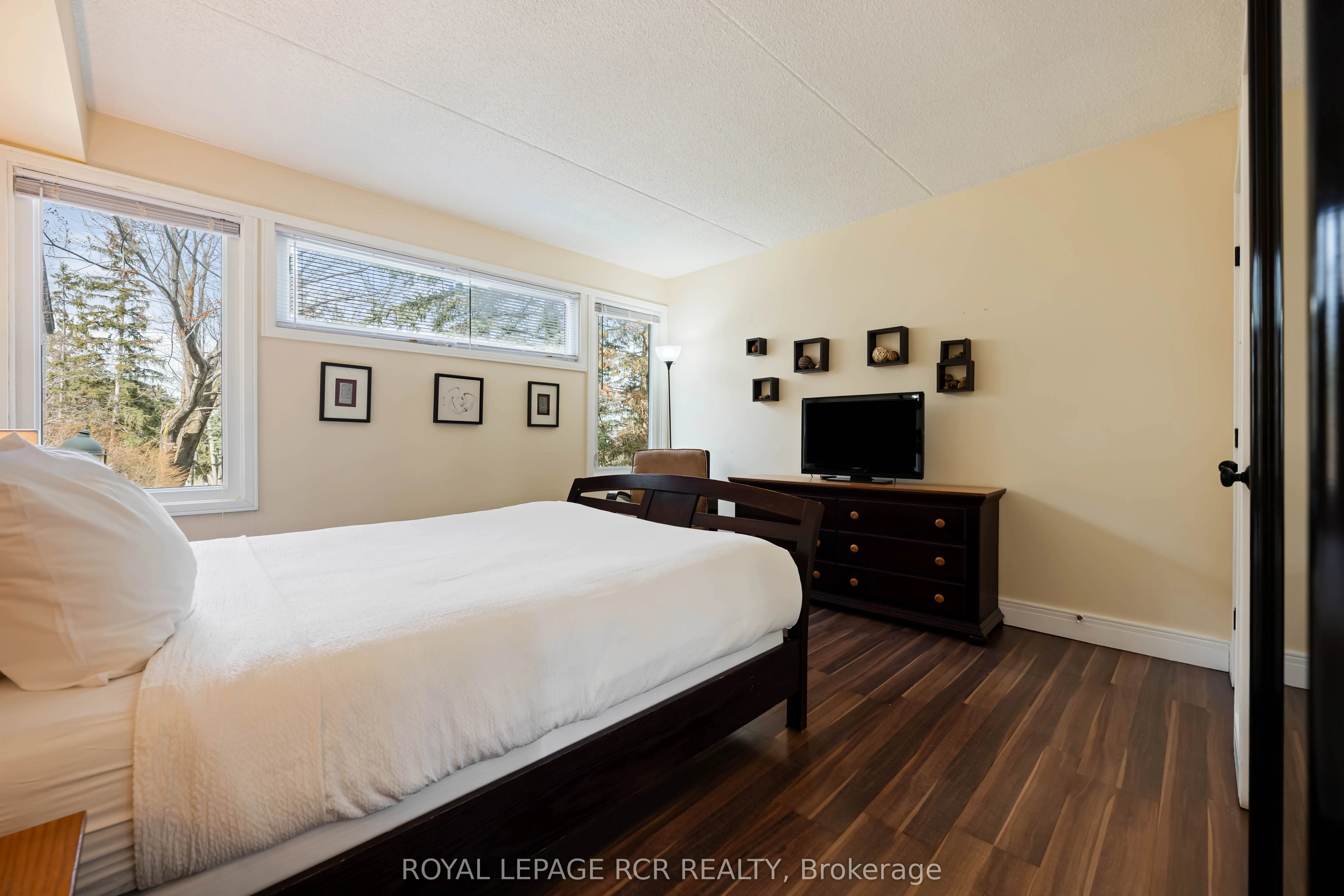796404 Grey Road 19 #109