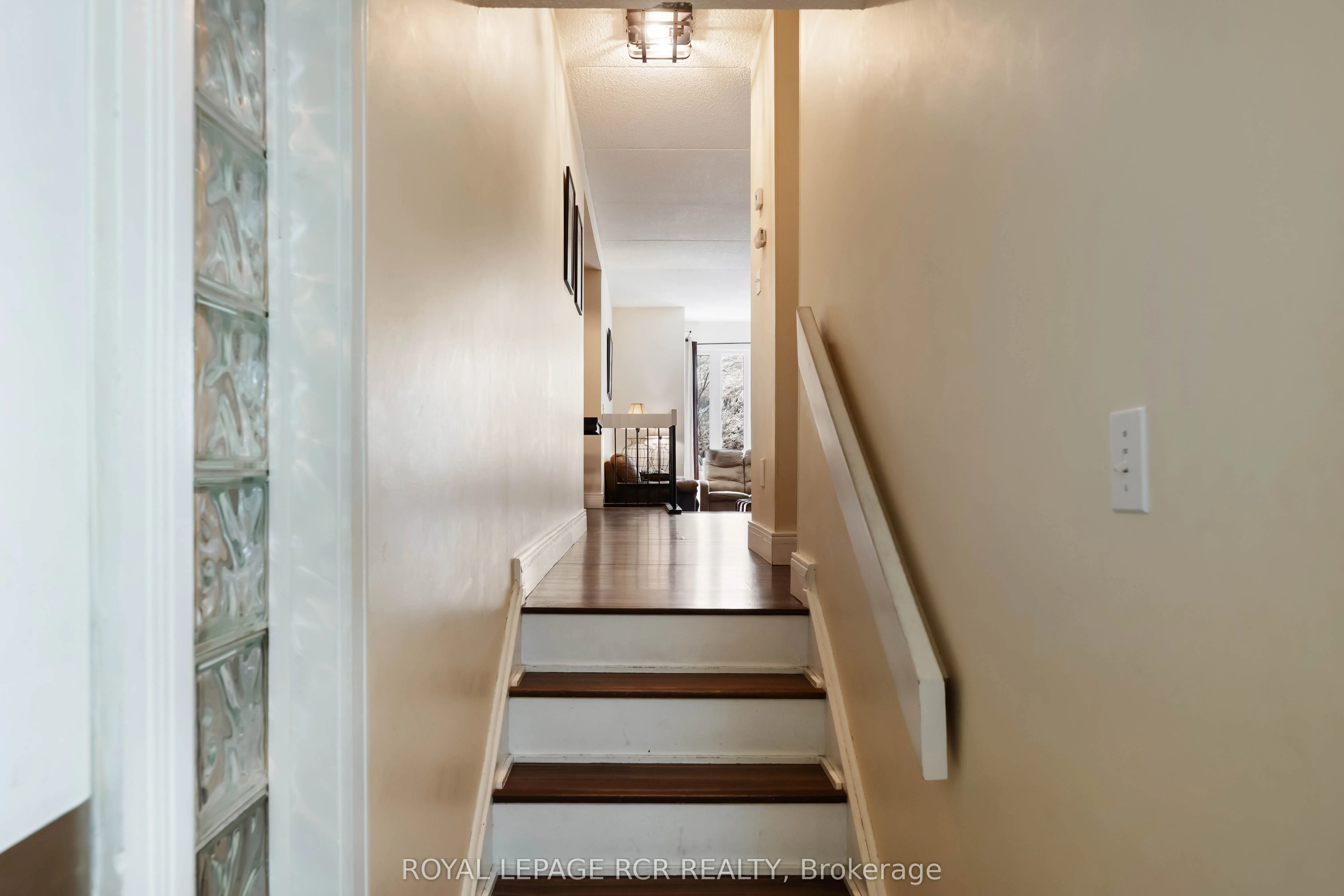 796404 Grey Road 19 #109
