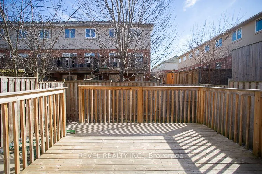 20 McConkey Crescent #67
