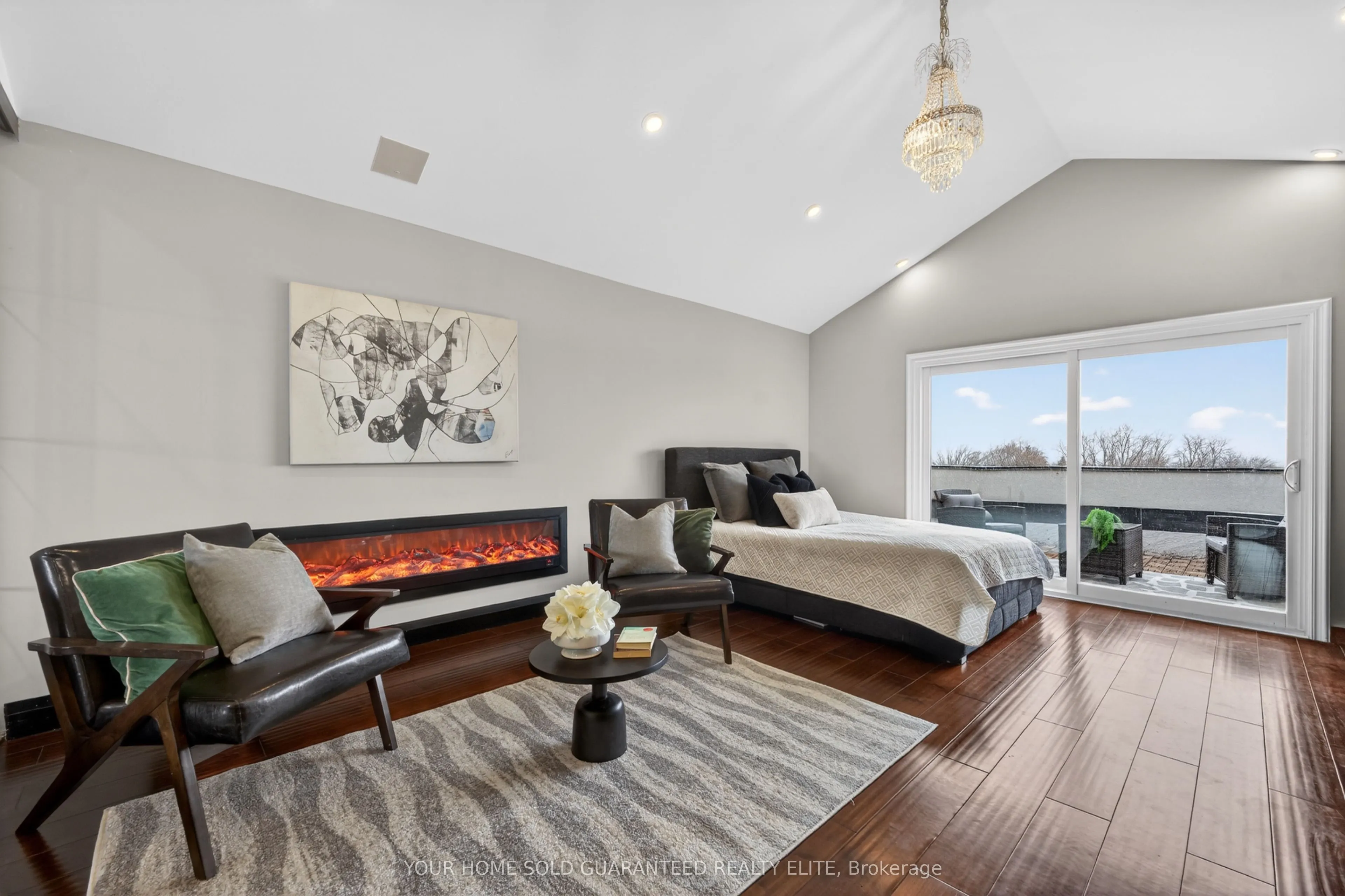 237B Main Street W