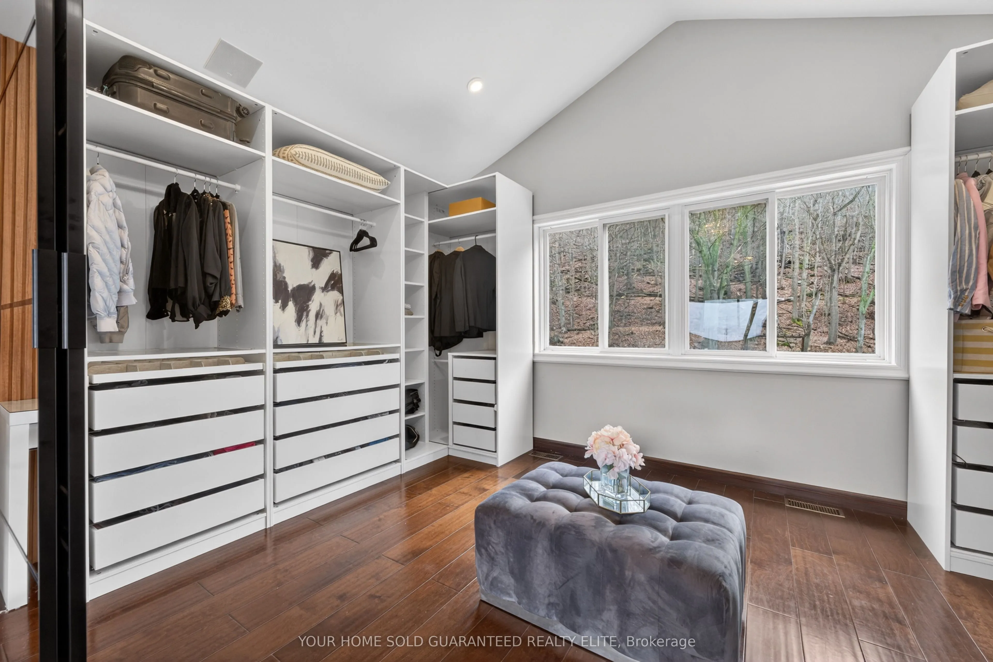 237B Main Street W