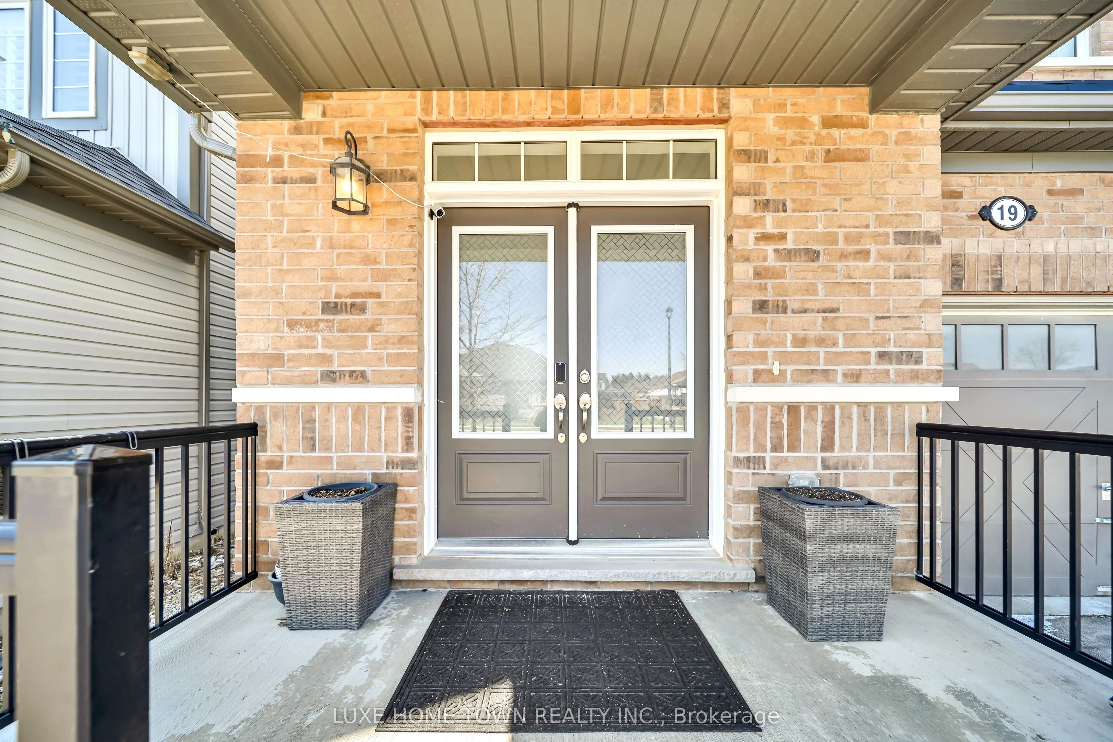 19 Findlay Way