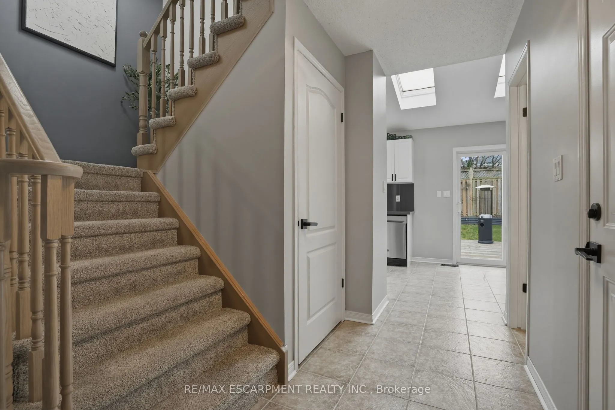 14 Kenyon Crescent
