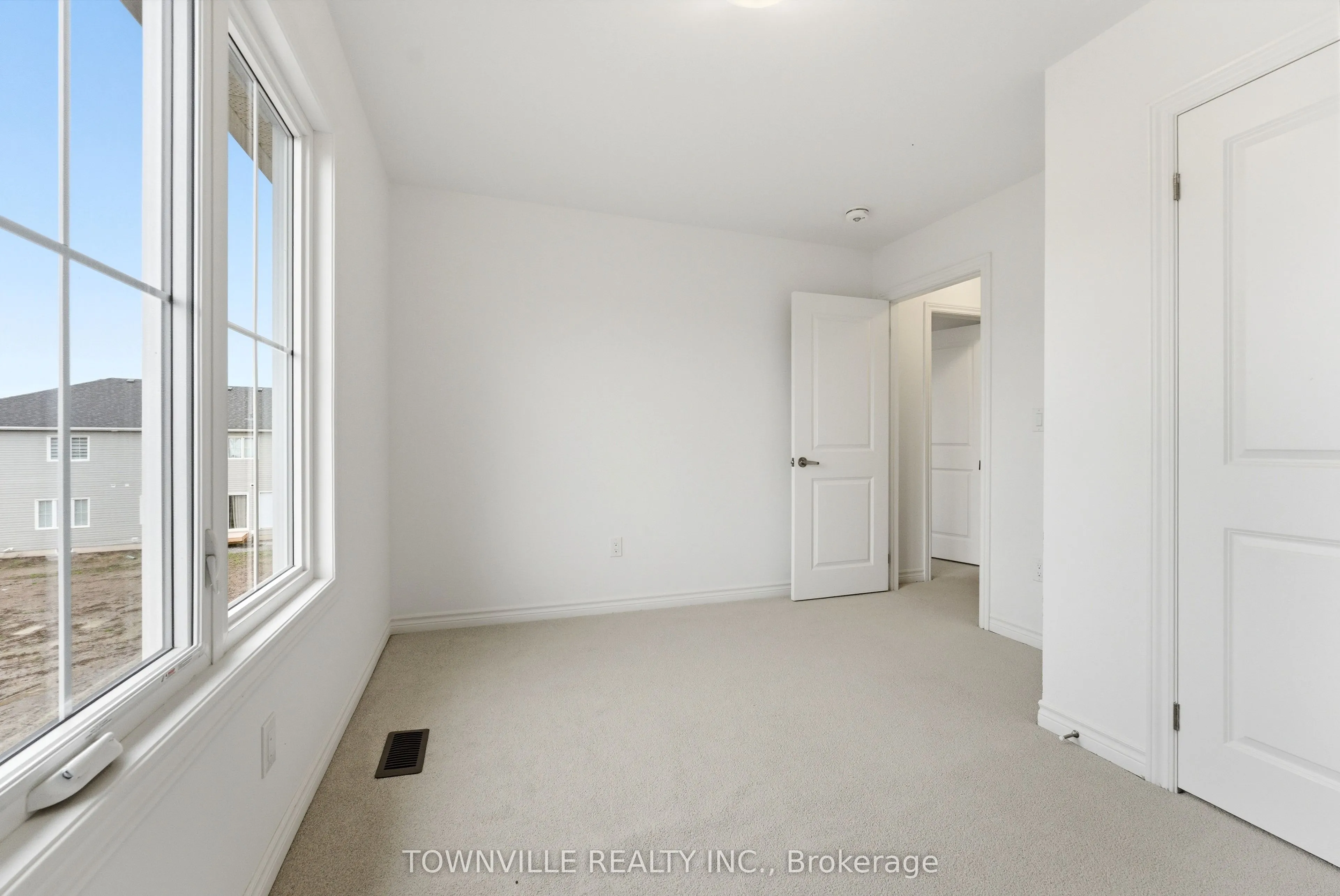 10 Bradden Crescent