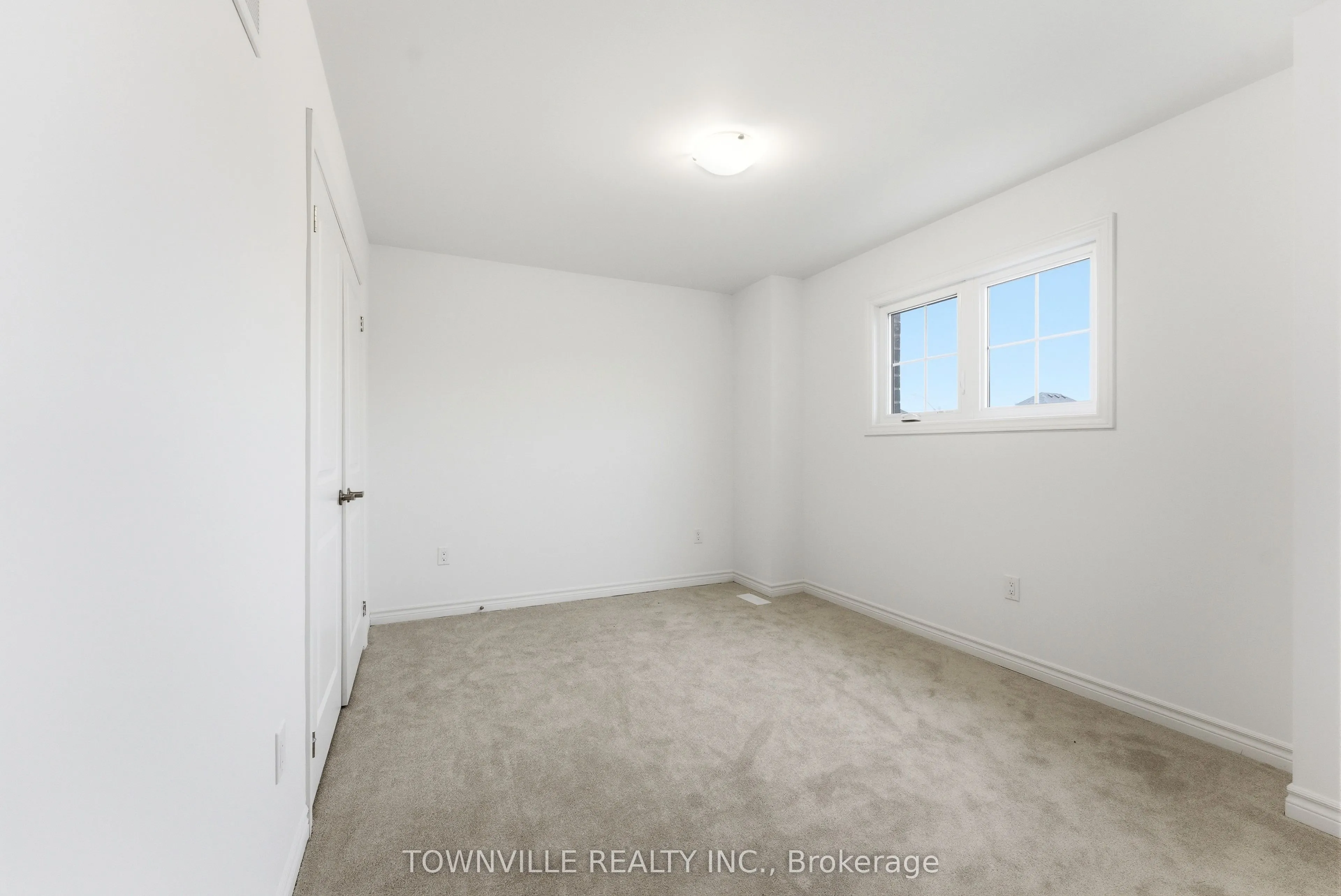 12 Bradden Crescent