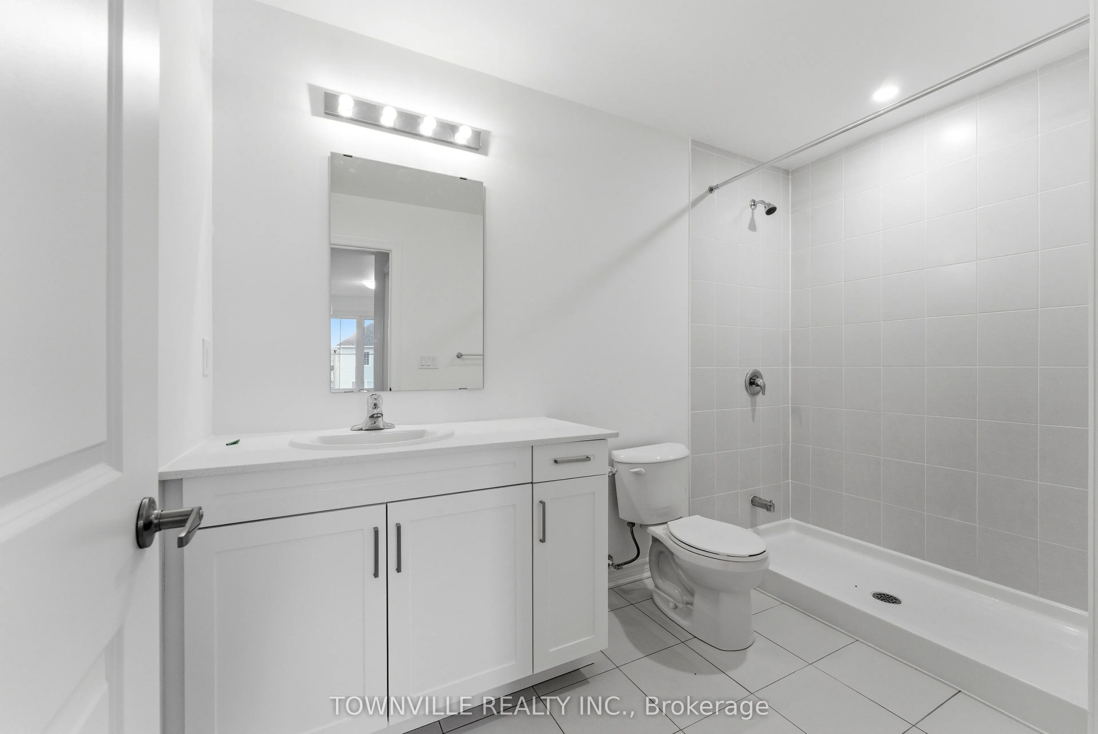 12 Bradden Crescent