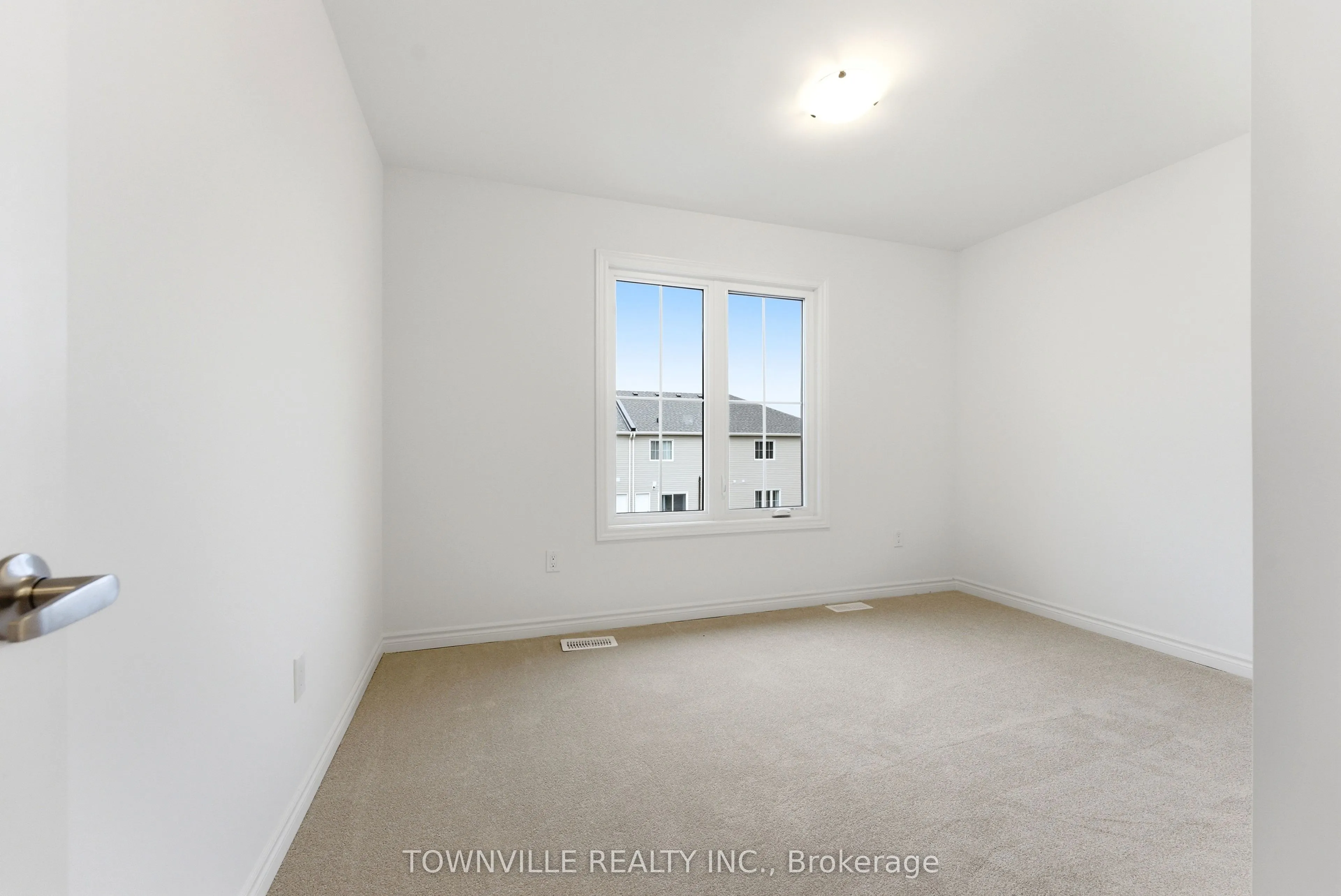 55 Bradden Crescent