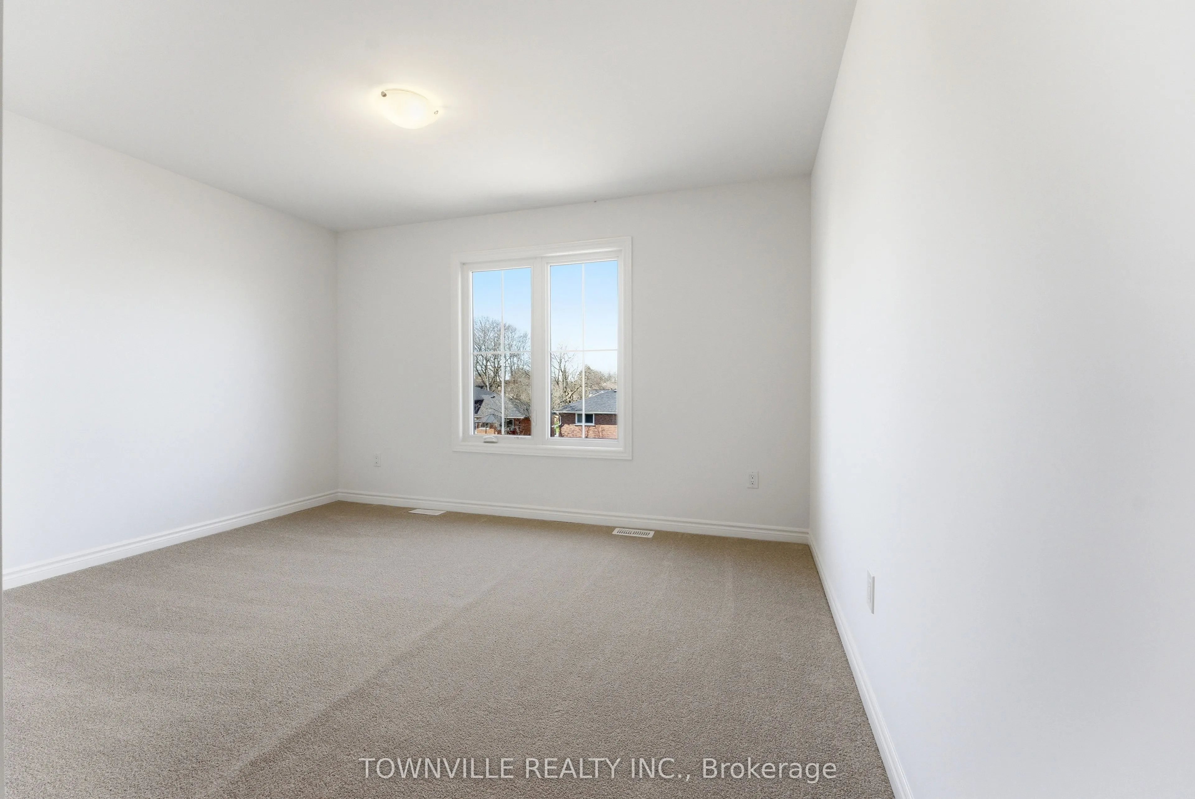 15 Bradden Crescent