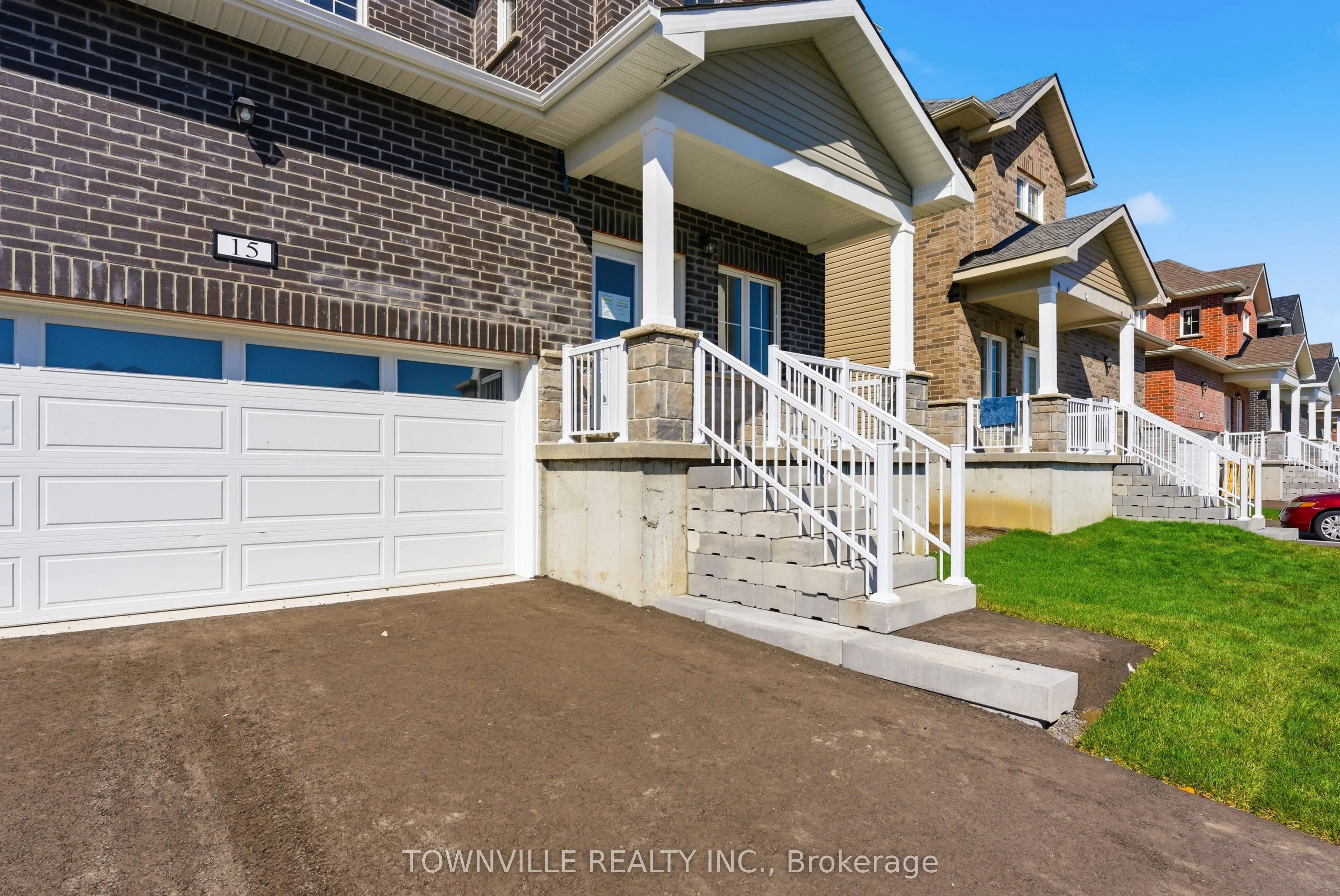 15 Bradden Crescent