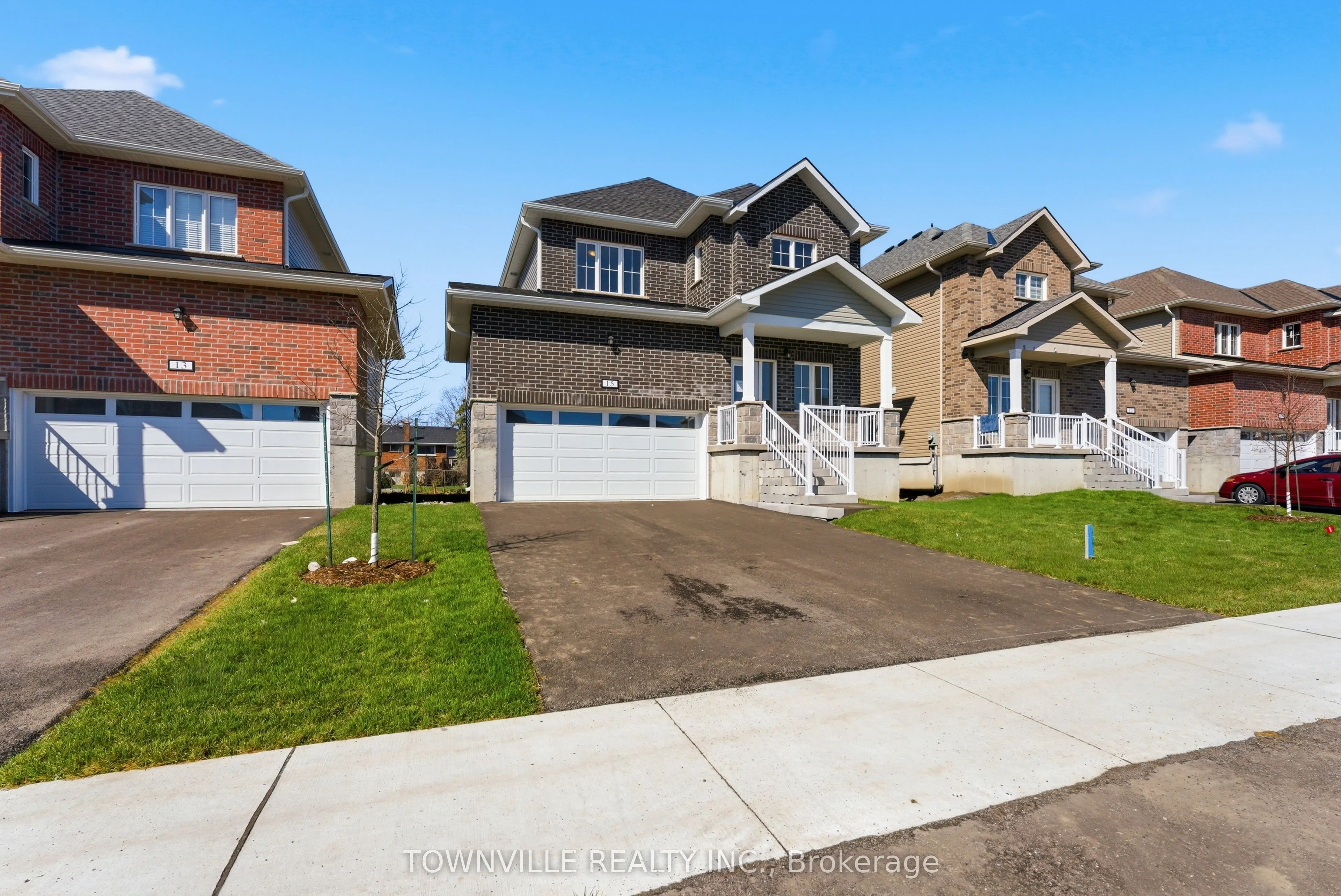 15 Bradden Crescent