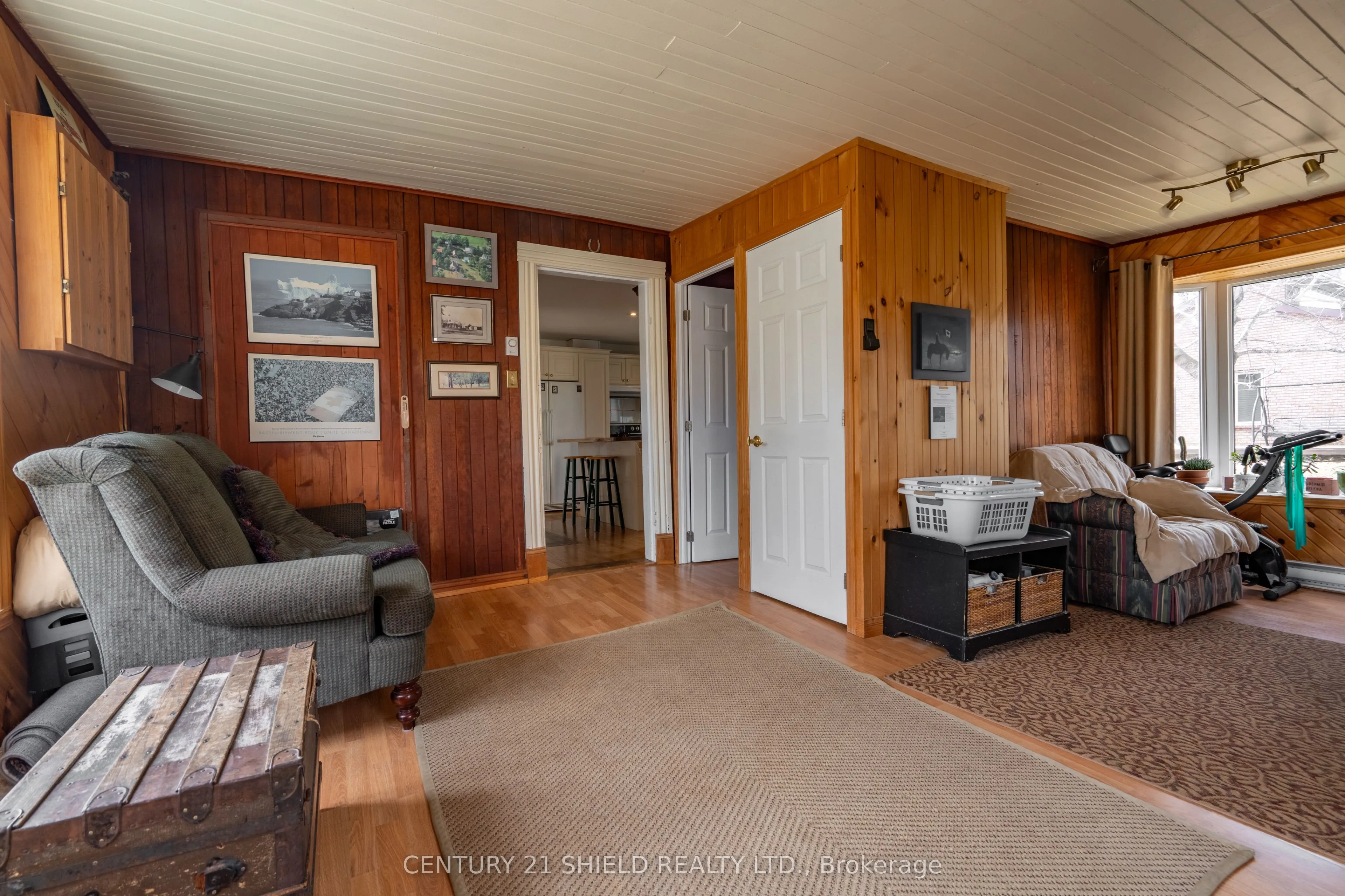19143 County Rd 2