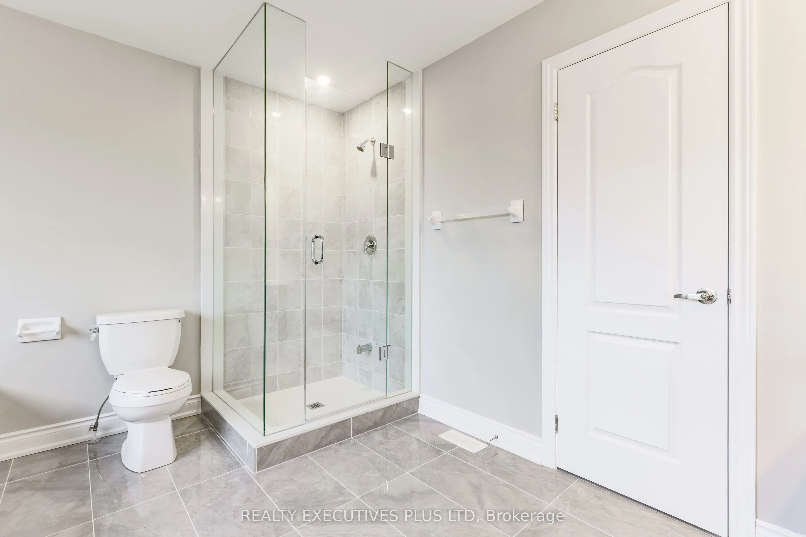 15 Venture Way