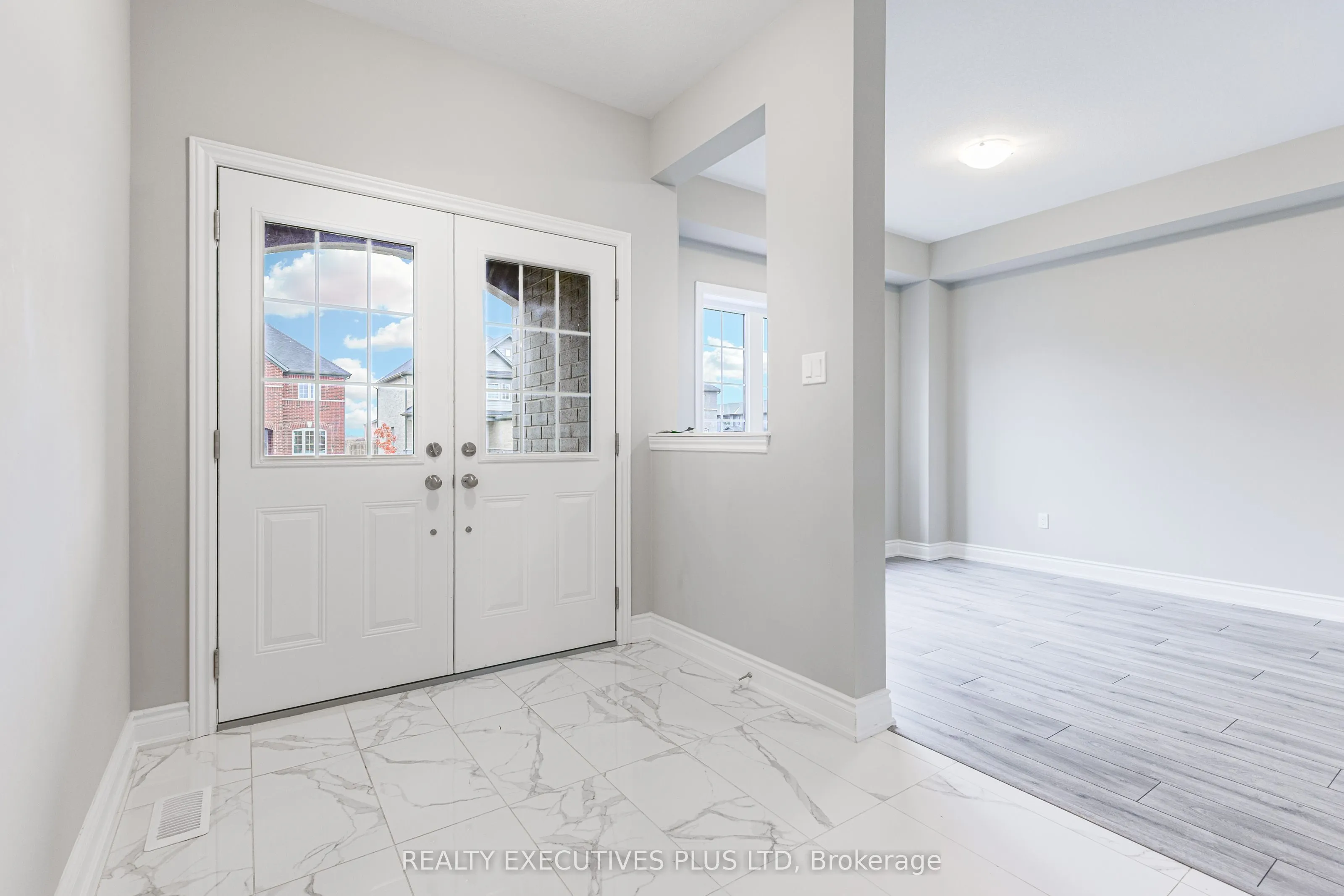 15 Venture Way