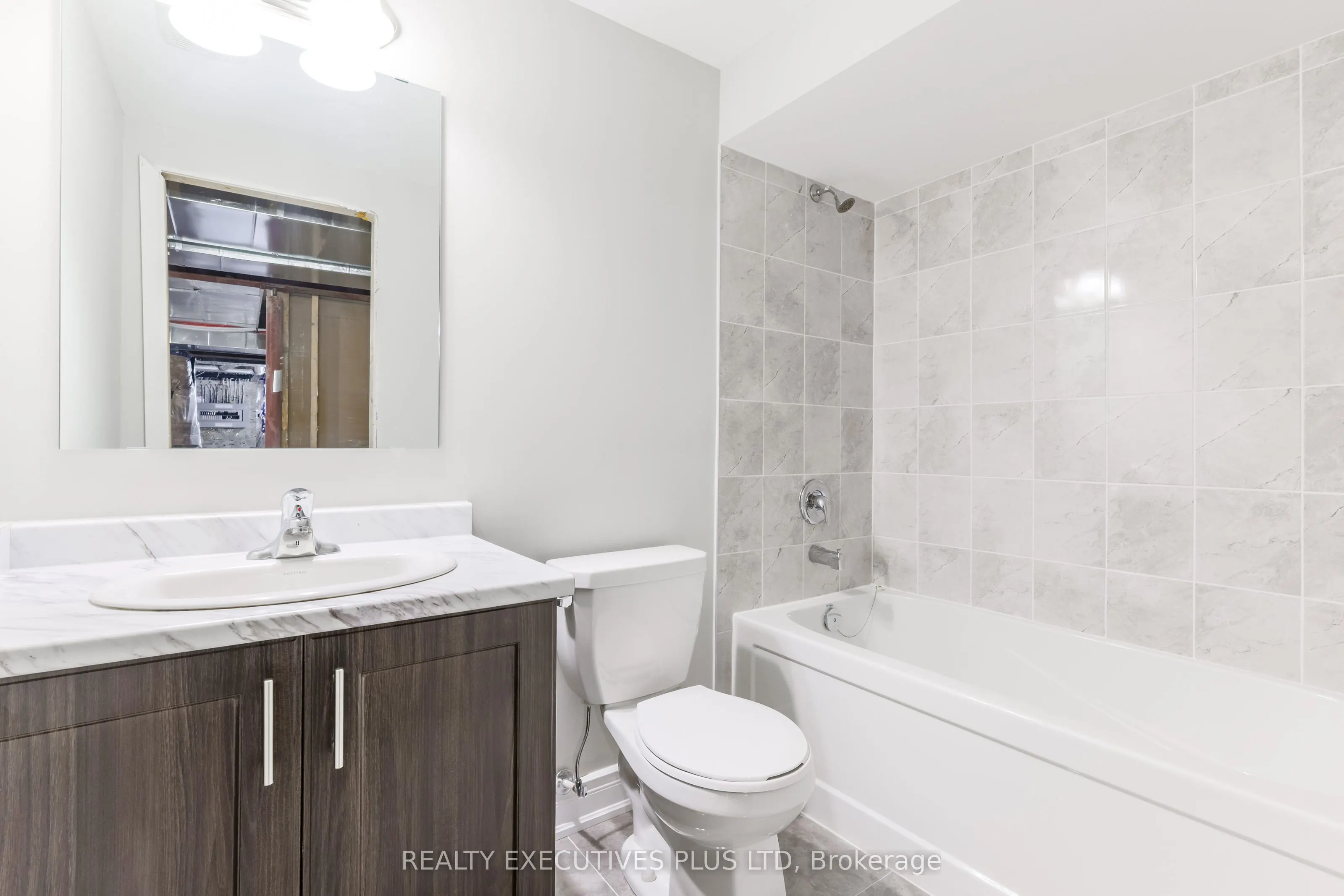 15 Venture Way