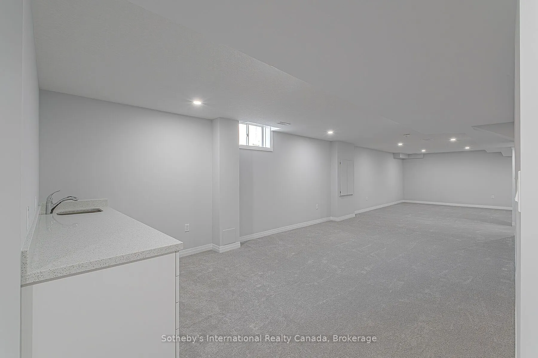 550 Grey Street #52
