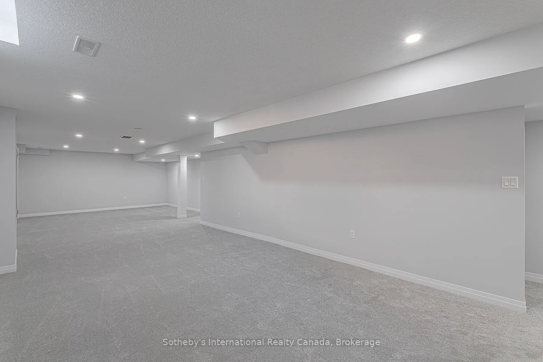550 Grey Street #52