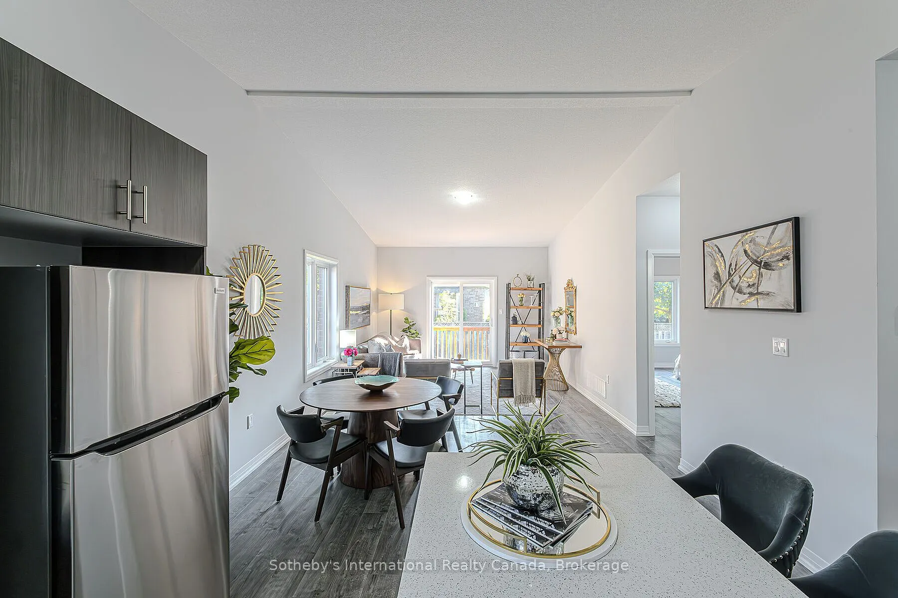 550 Grey Street #52