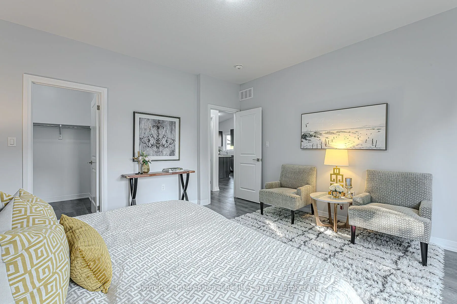 550 Grey Street #52