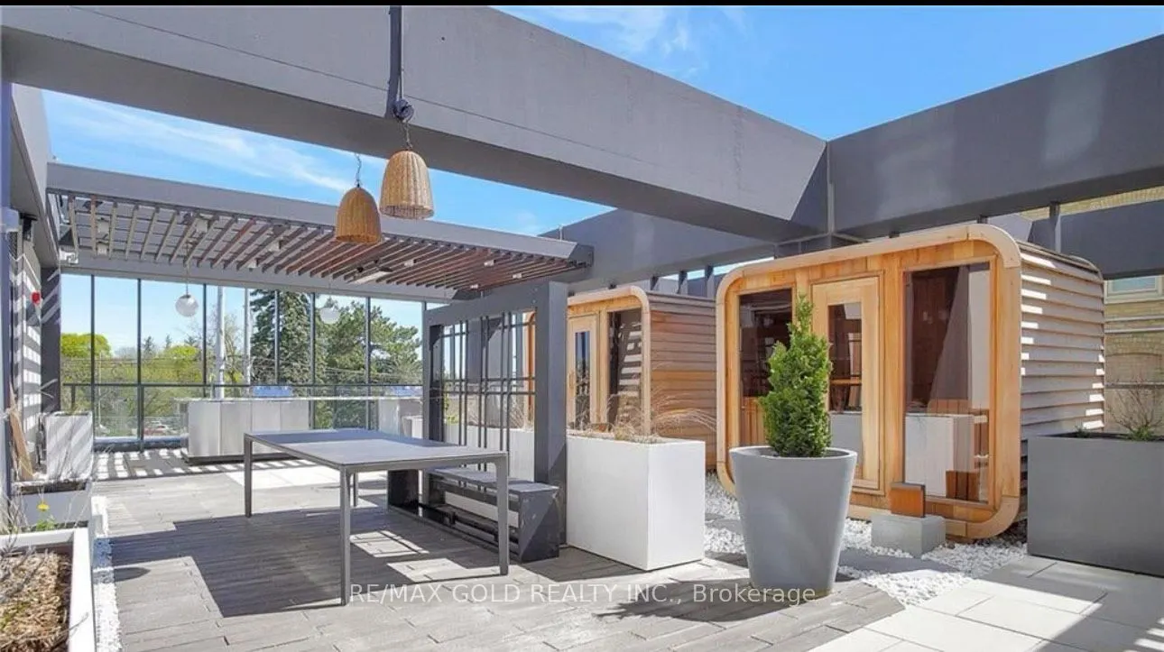741 King Street #1302