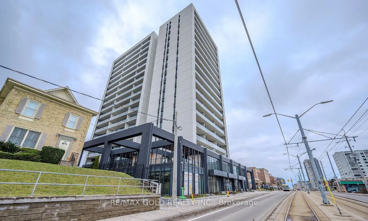 741 King Street #1302