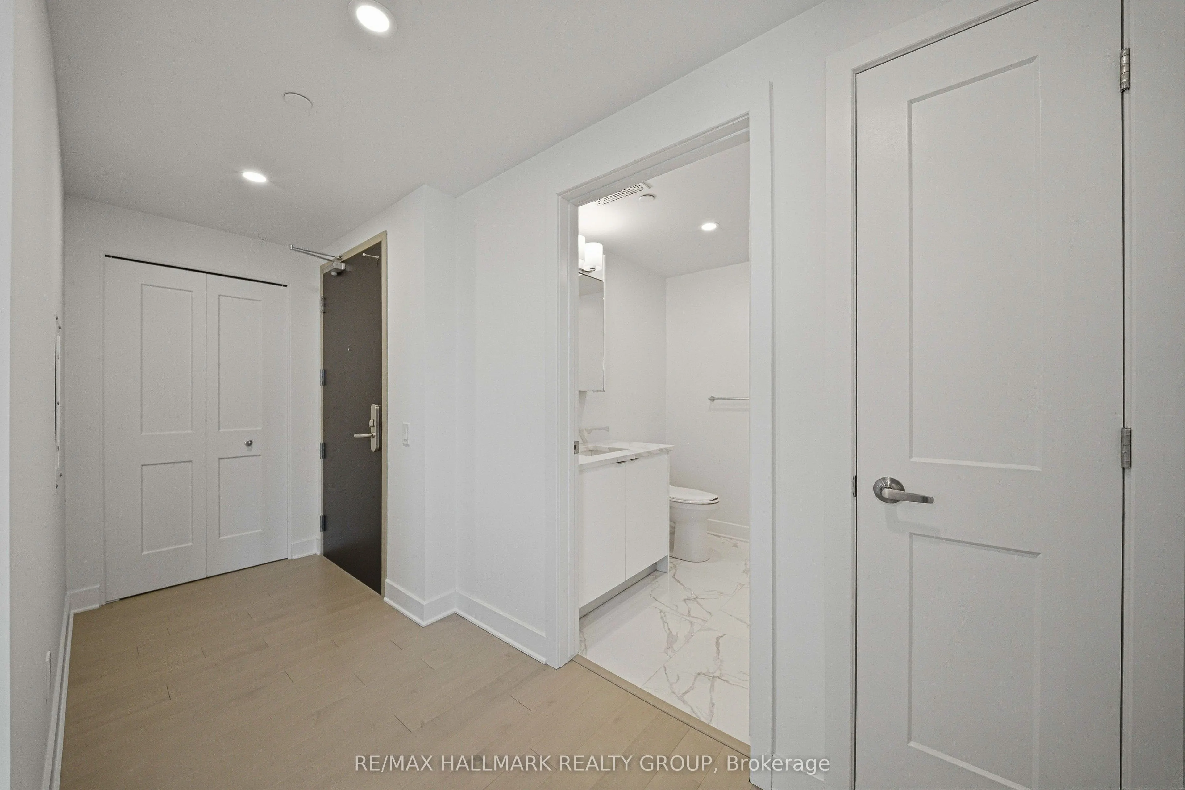 180 George Street #507