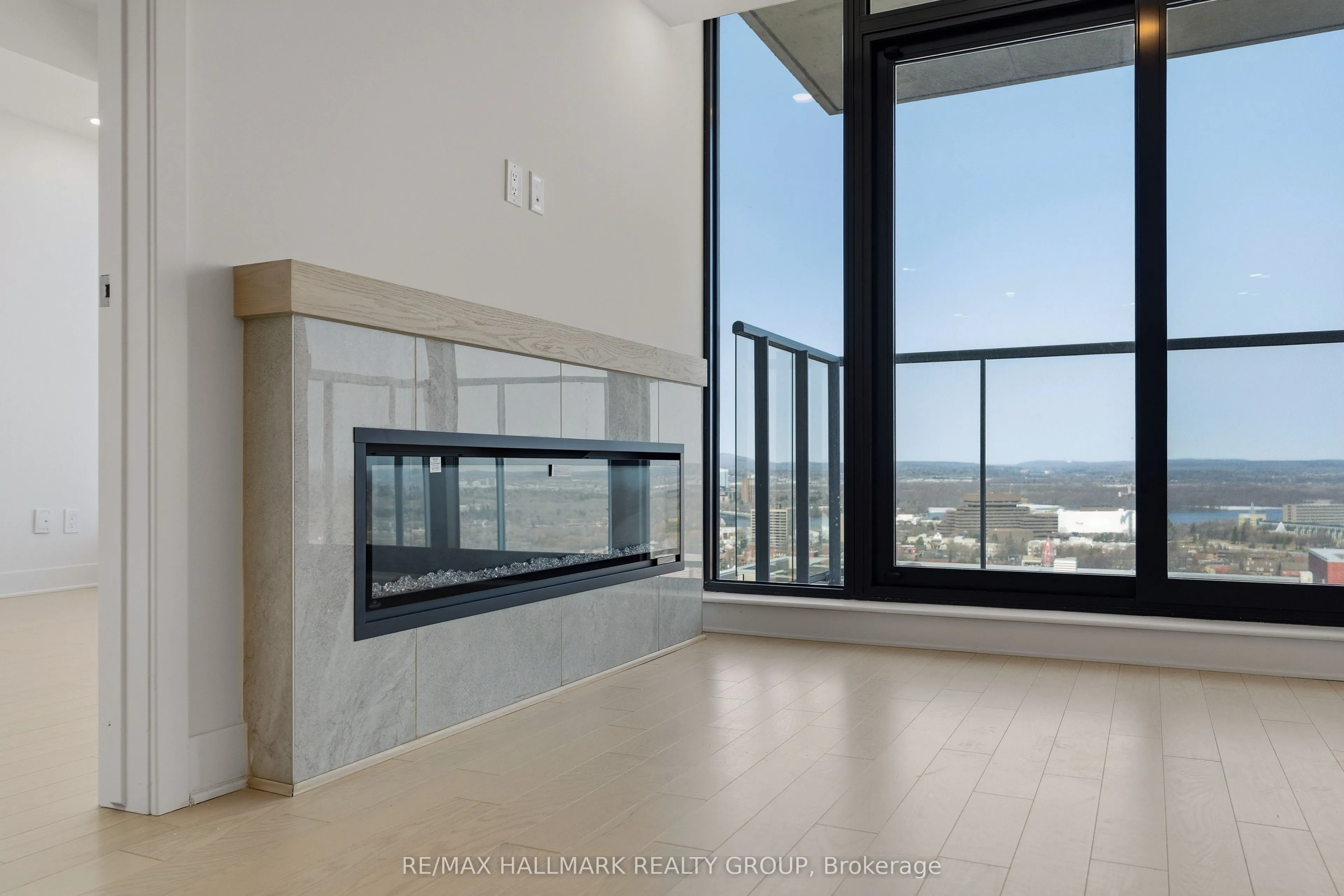 180 George Street #2603