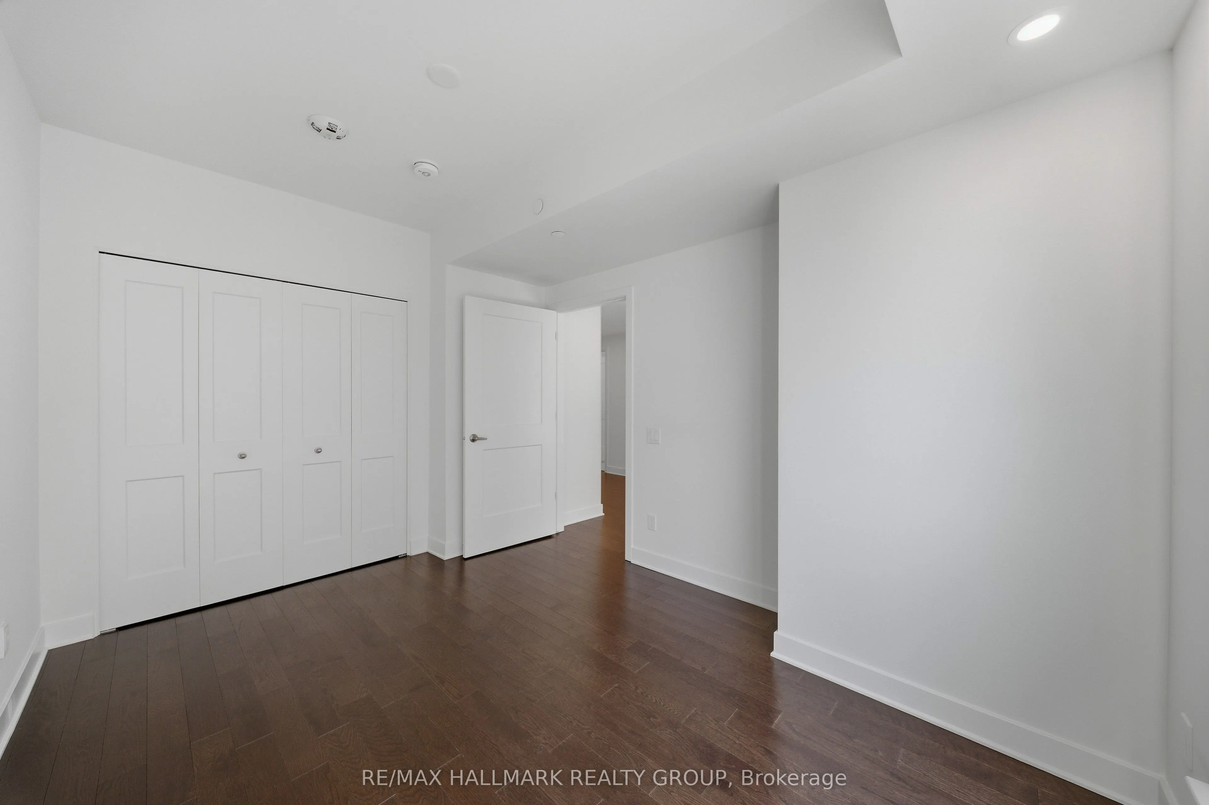180 George Street #501