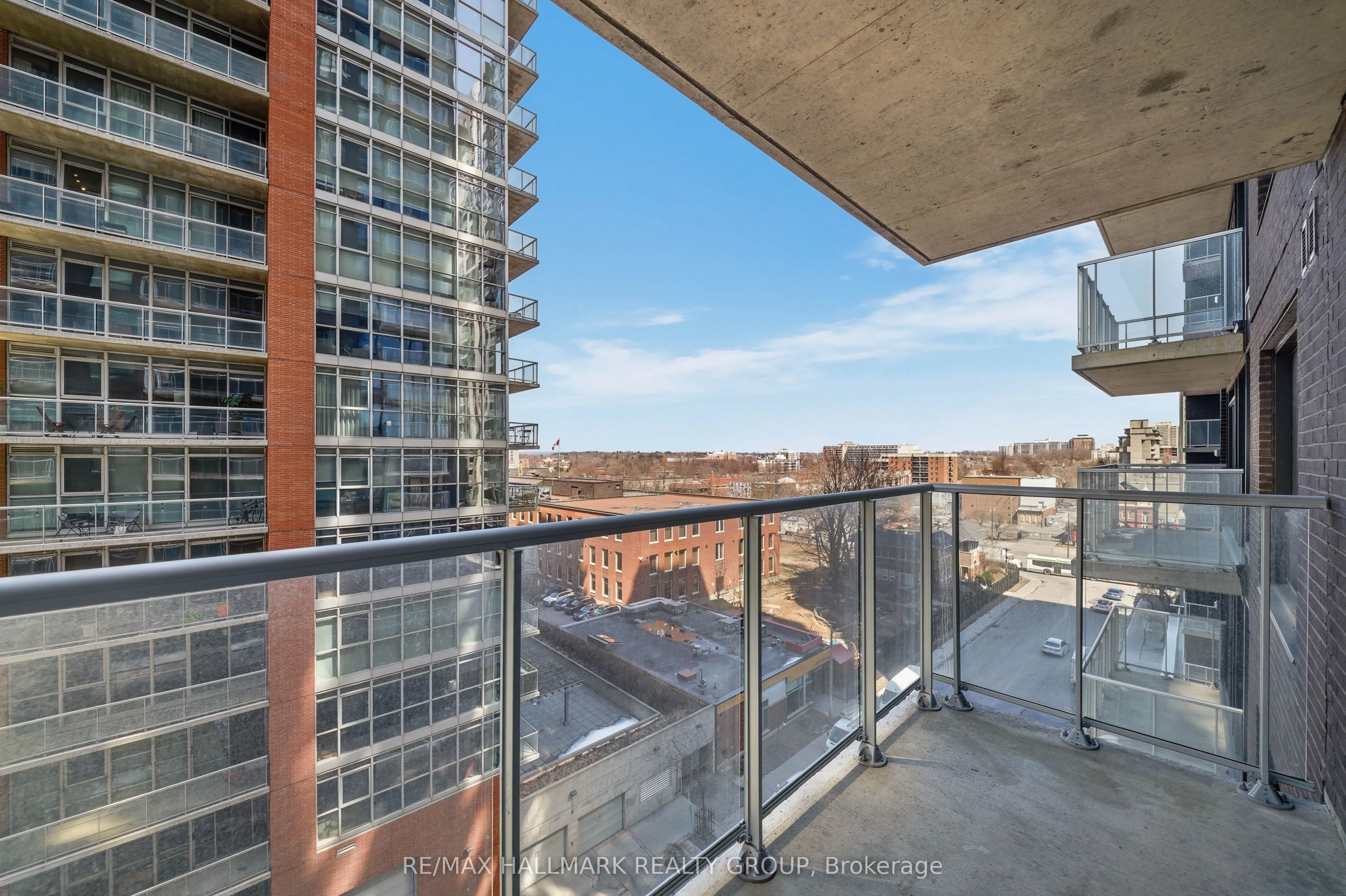 180 George Street #606