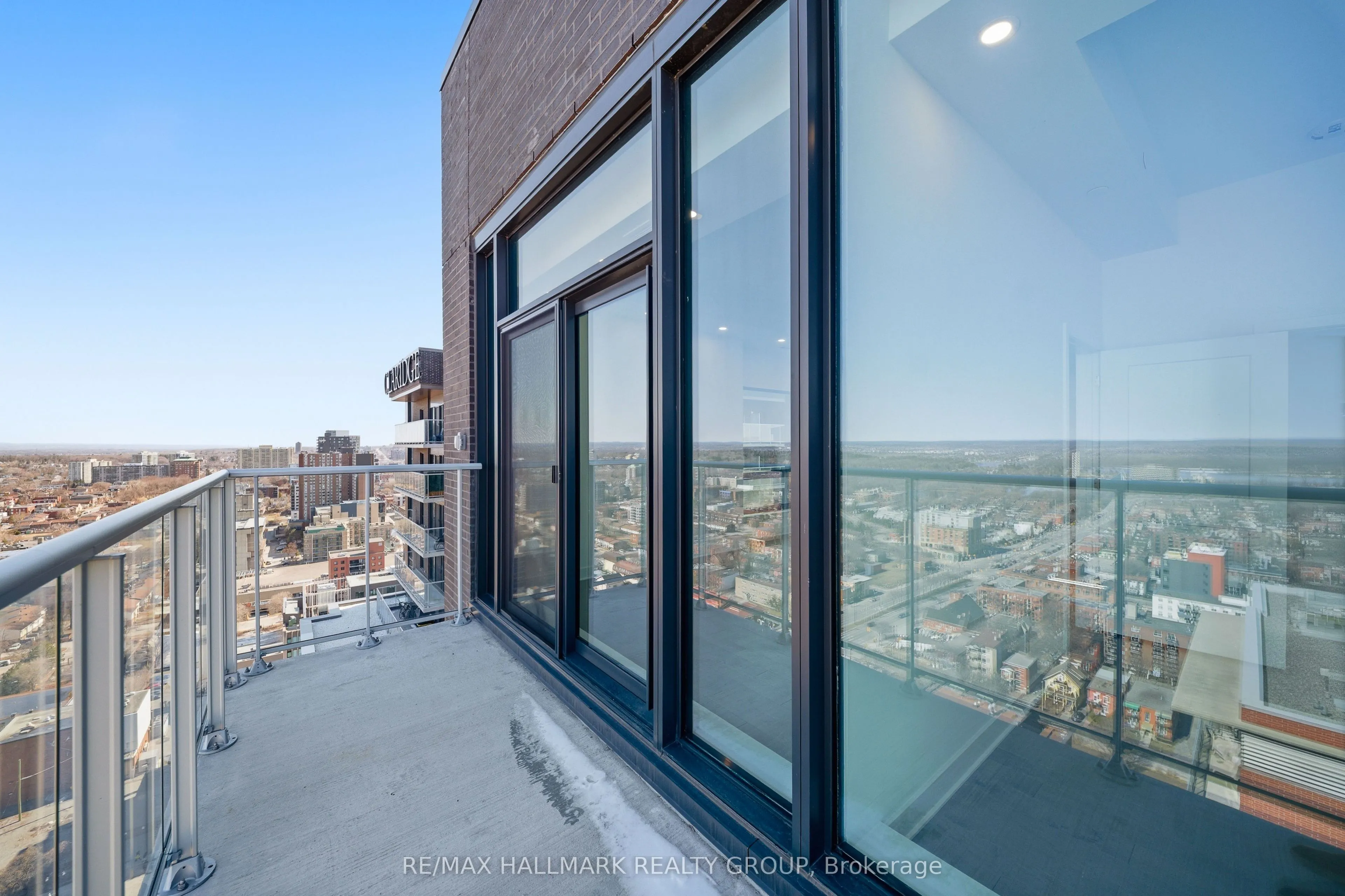 180 George Street #2605