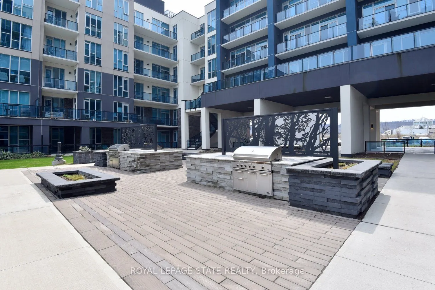16 Concord Place #145