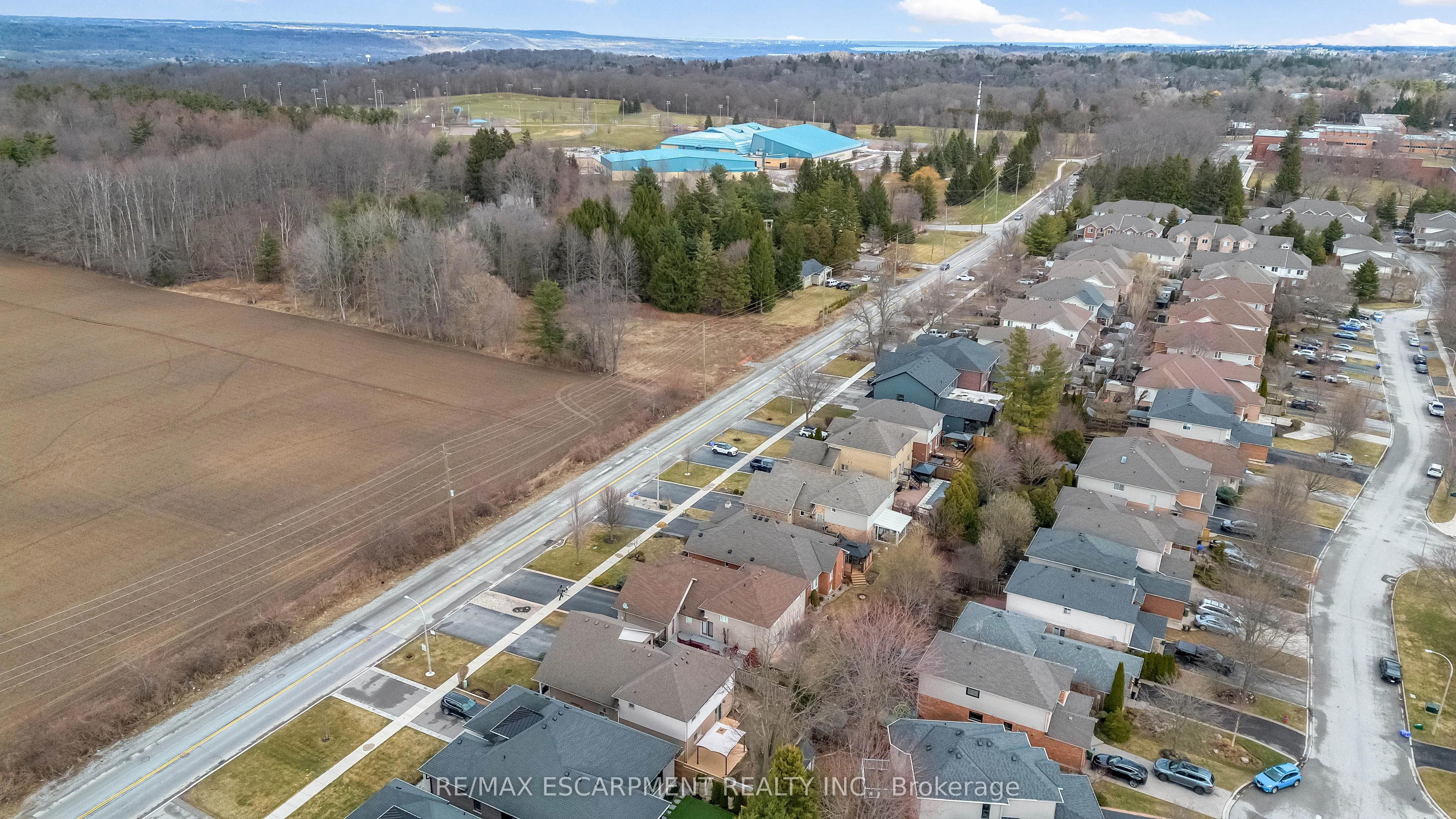 546 Jerseyville Road W